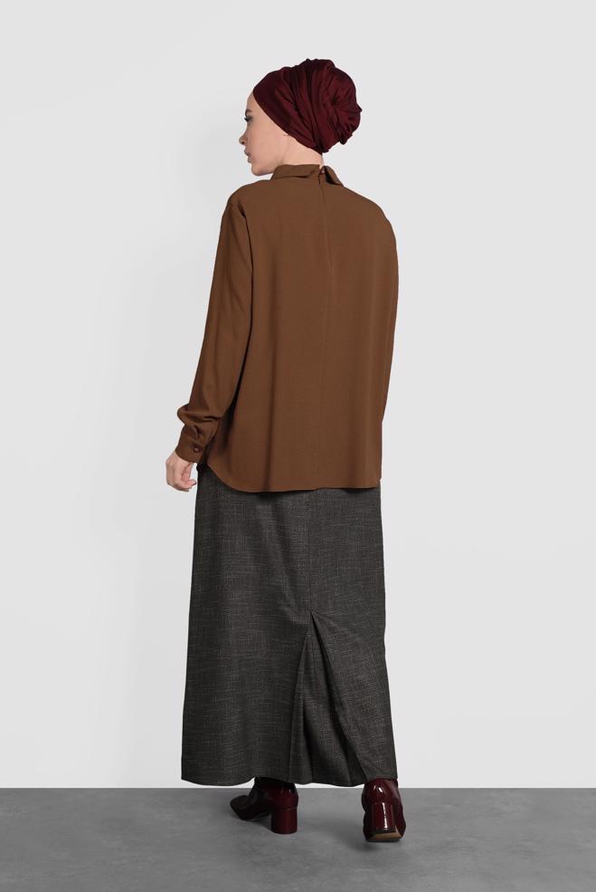 Vêtements hijab TABA BLOUSE EN CRÊPE DÉTAIL BROCHE 20014 - ALVİNA