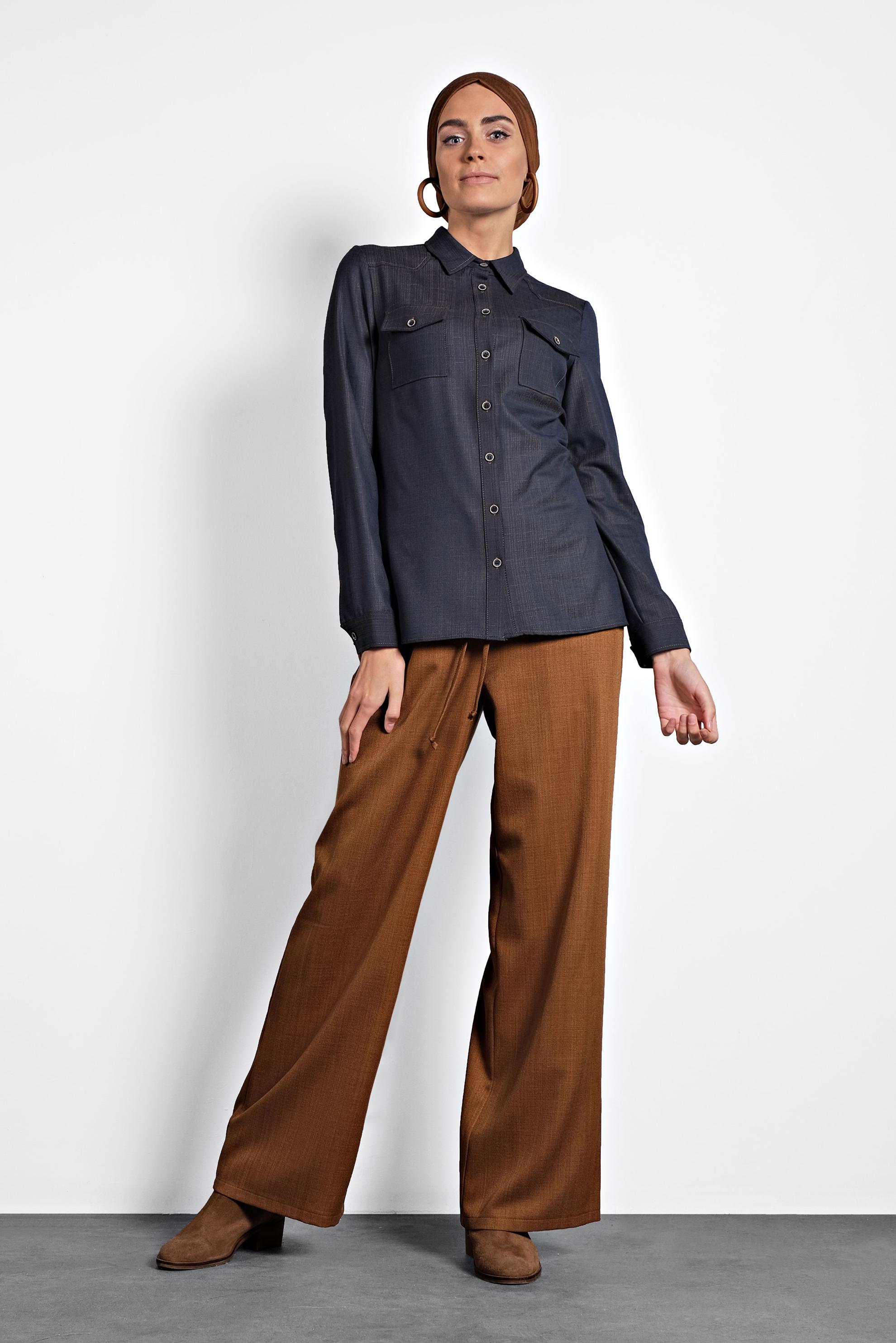 Tesettür giyim MAVİ DÜĞMELİ ERKEK YAKA BLUZ 40153