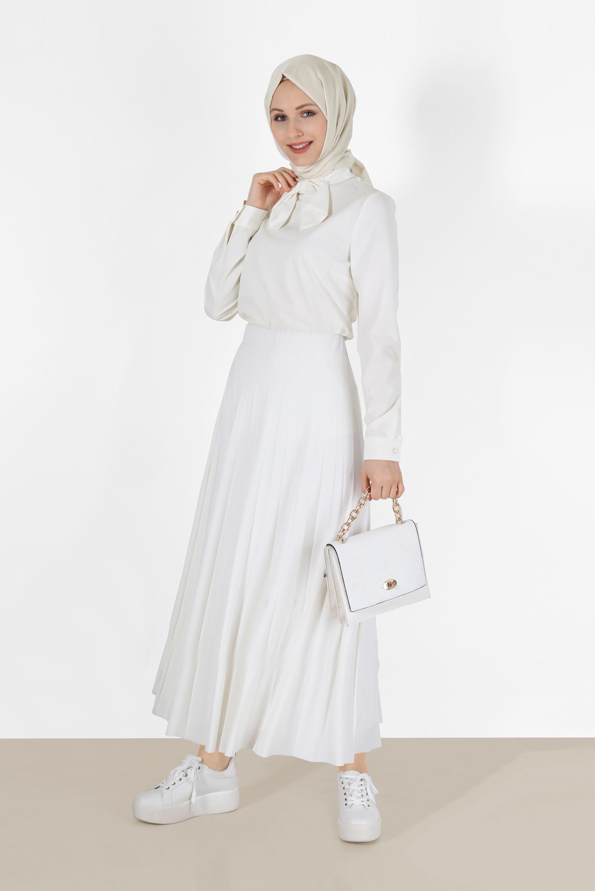 Tesettür giyim BEYAZ FİYONK DETAYLI ARKADAN FERMUARLI BLUZ 40202 