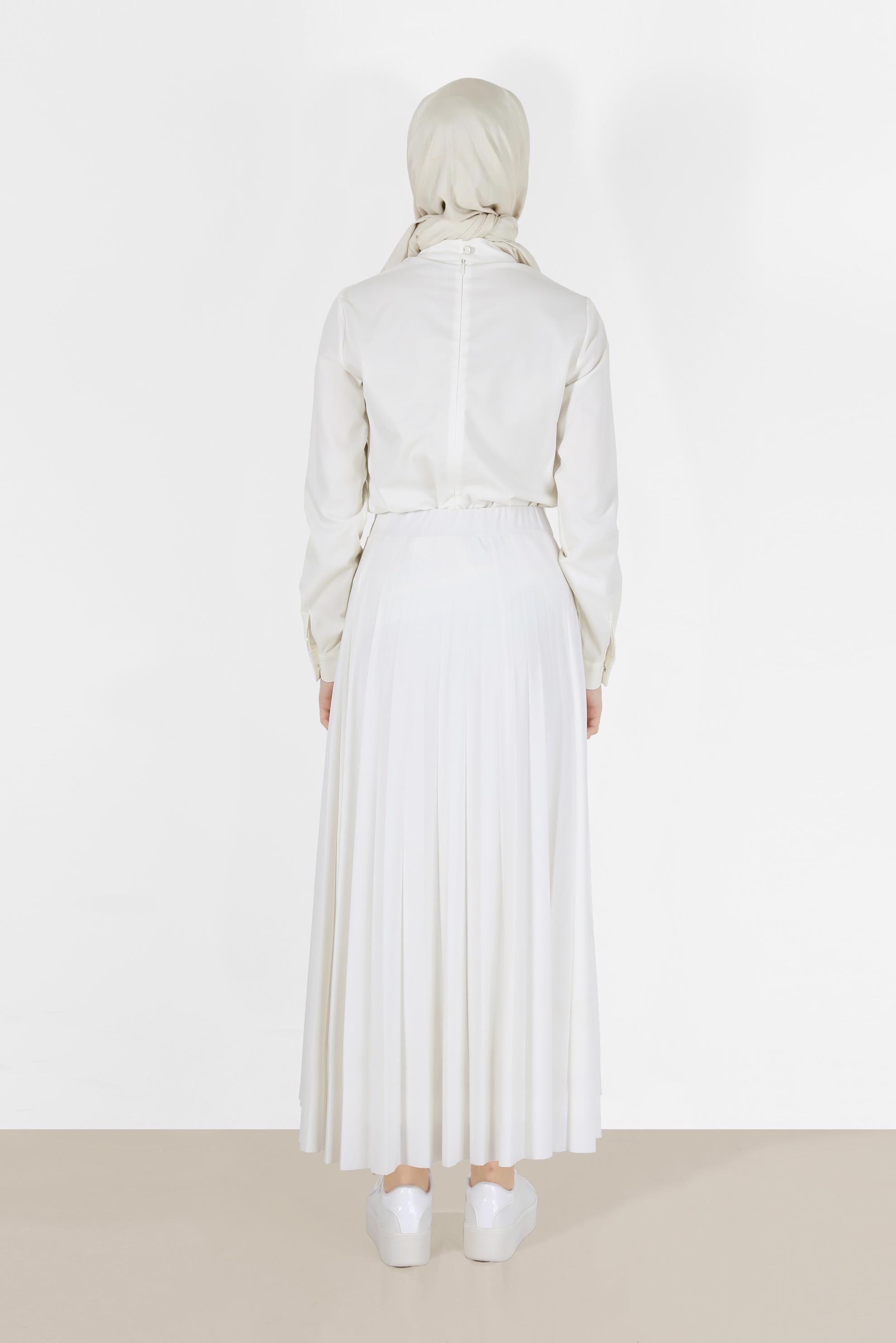 Tesettür giyim BEYAZ FİYONK DETAYLI ARKADAN FERMUARLI BLUZ 40202 