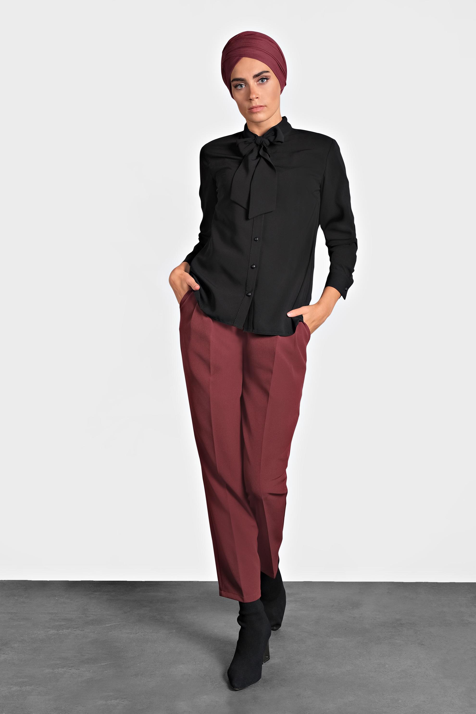 Tesettür giyim SİYAH YAKASI BAĞLI BLUZ 40204 