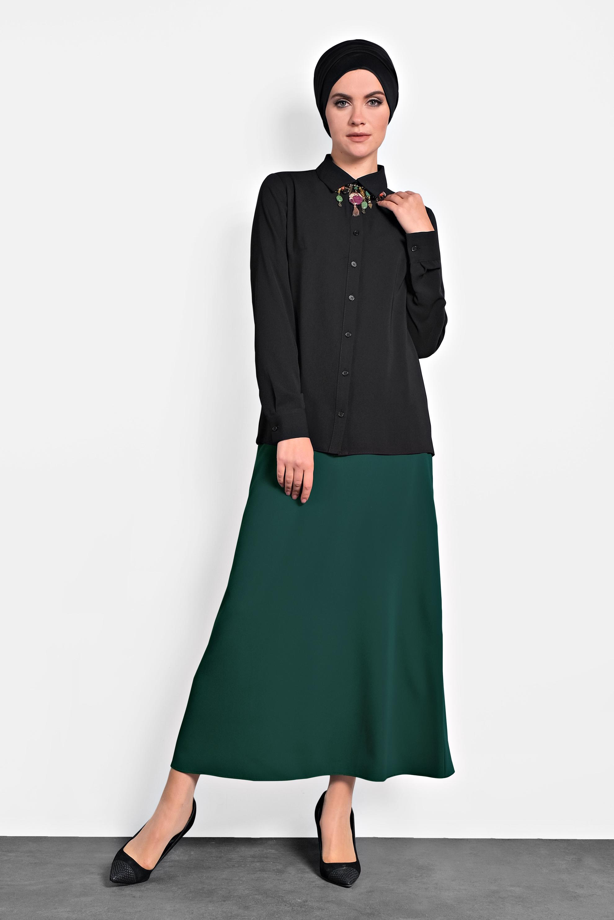 Hijab clothing BLACK BUTTONED BLOUSE 40205 