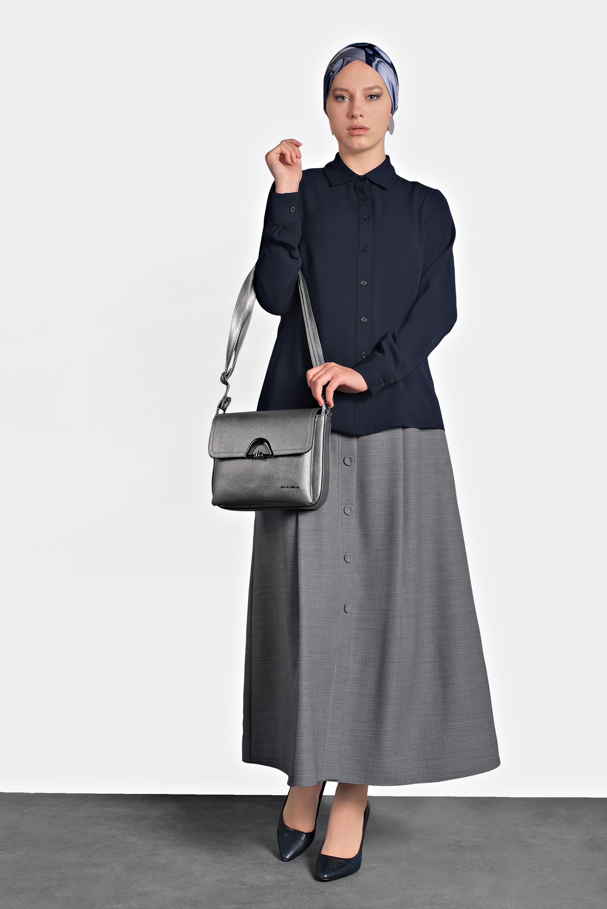 Tesettür giyim LACİVERT DÜĞMELİ BLUZ 40205 