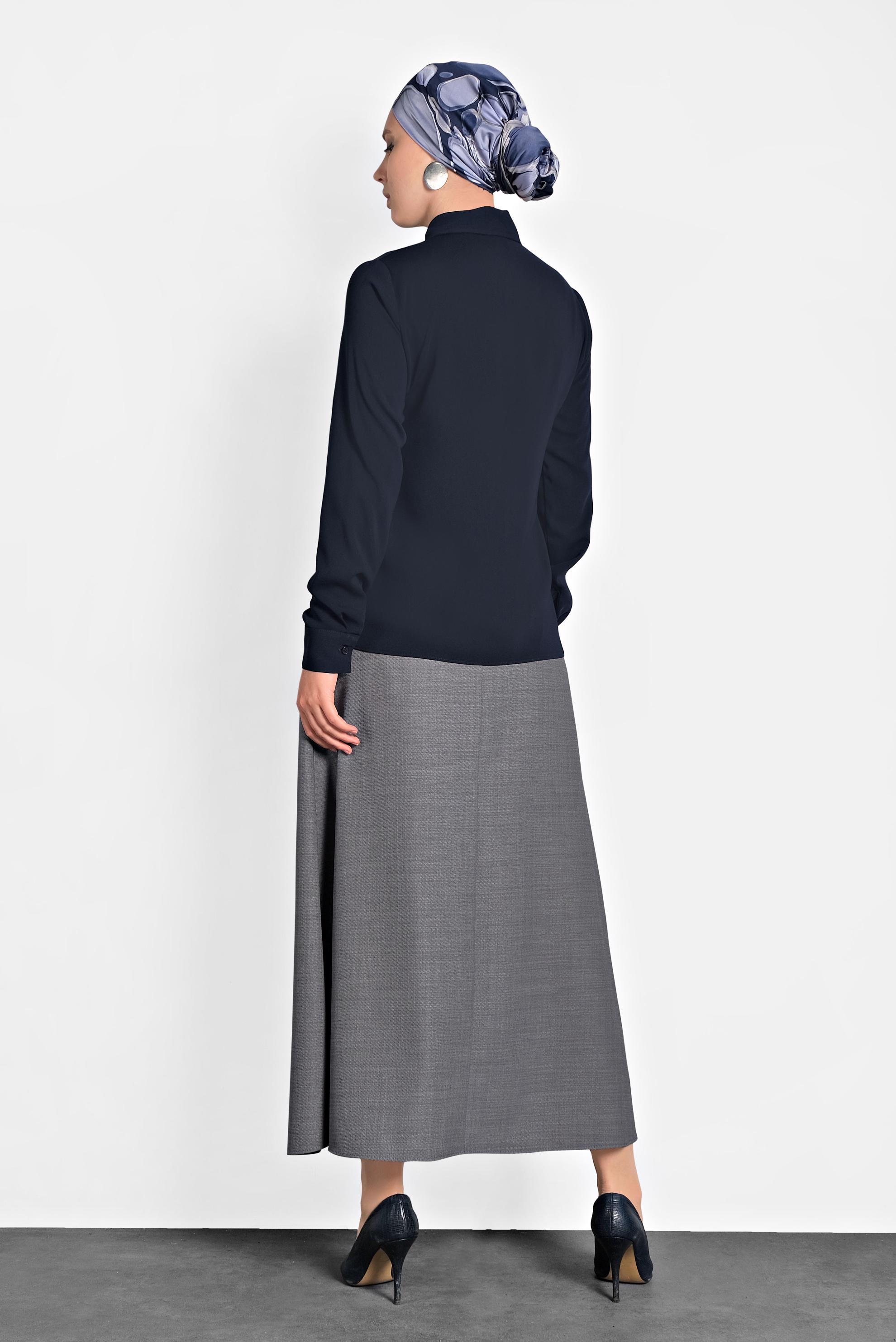 Tesettür giyim LACİVERT DÜĞMELİ BLUZ 40205 