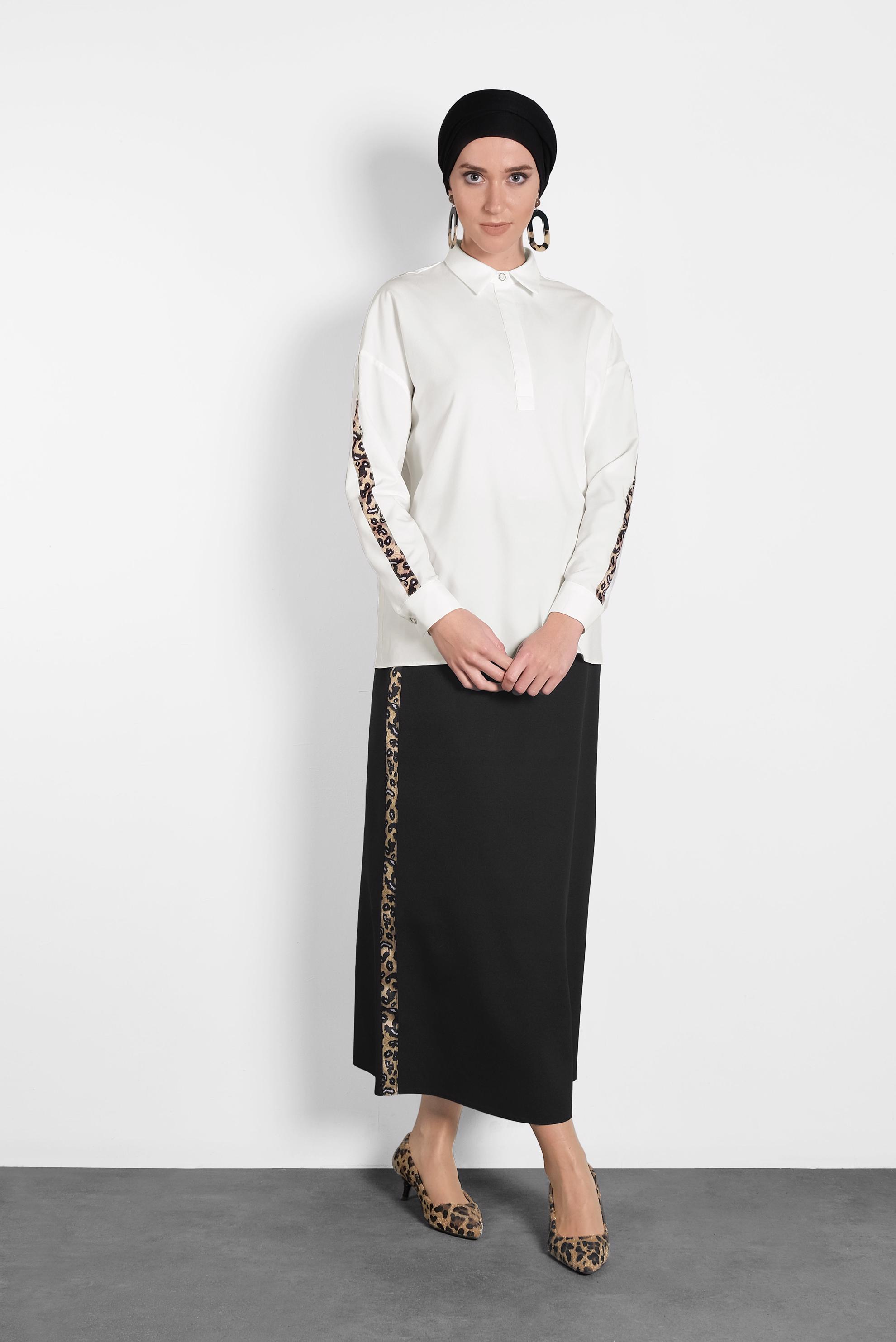 Hijab clothing WHITE SLEEVES STRIPPED BLOUSE 40288 