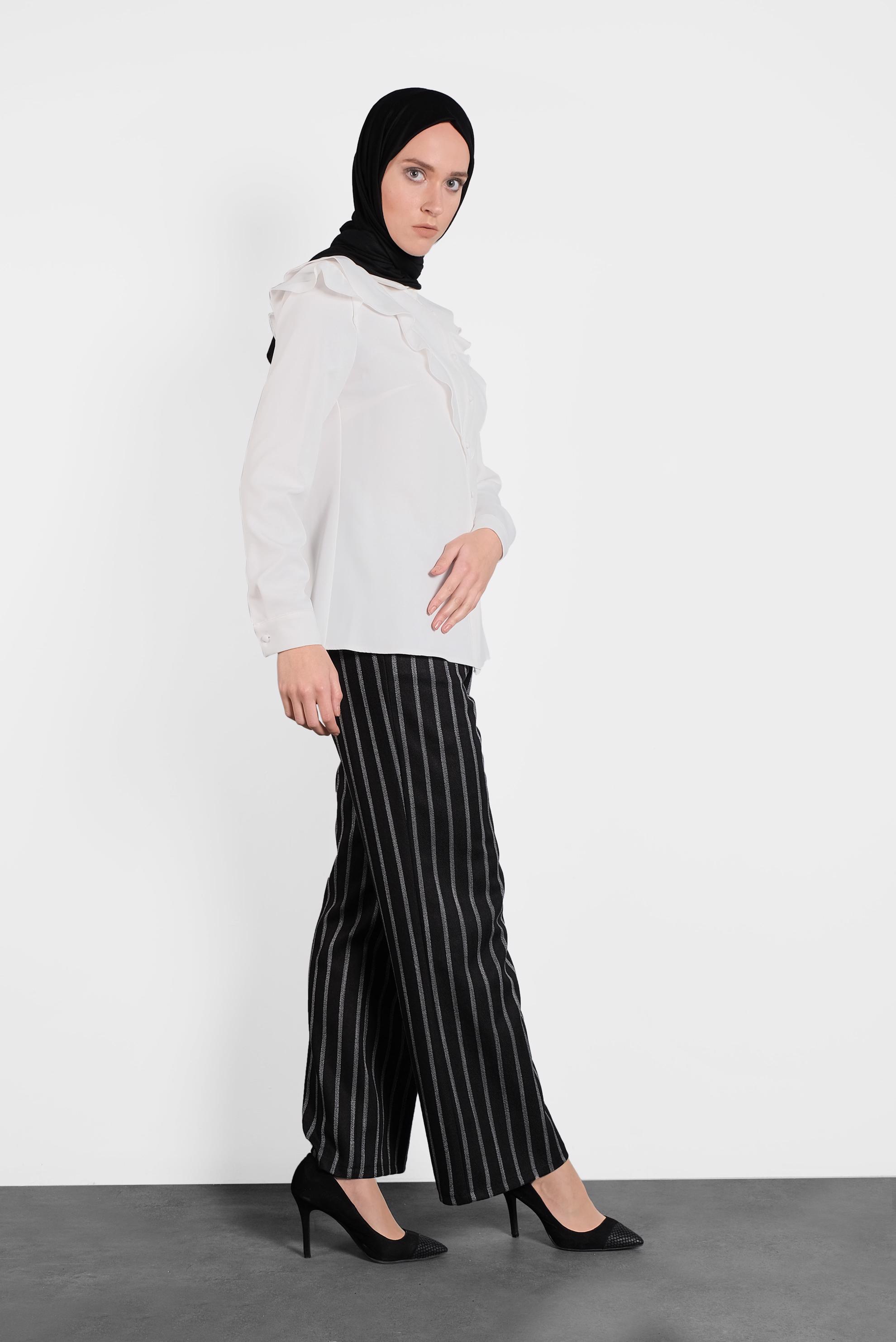 Tesettür giyim BEYAZ ROBA FIRFIRLI BLUZ 40319