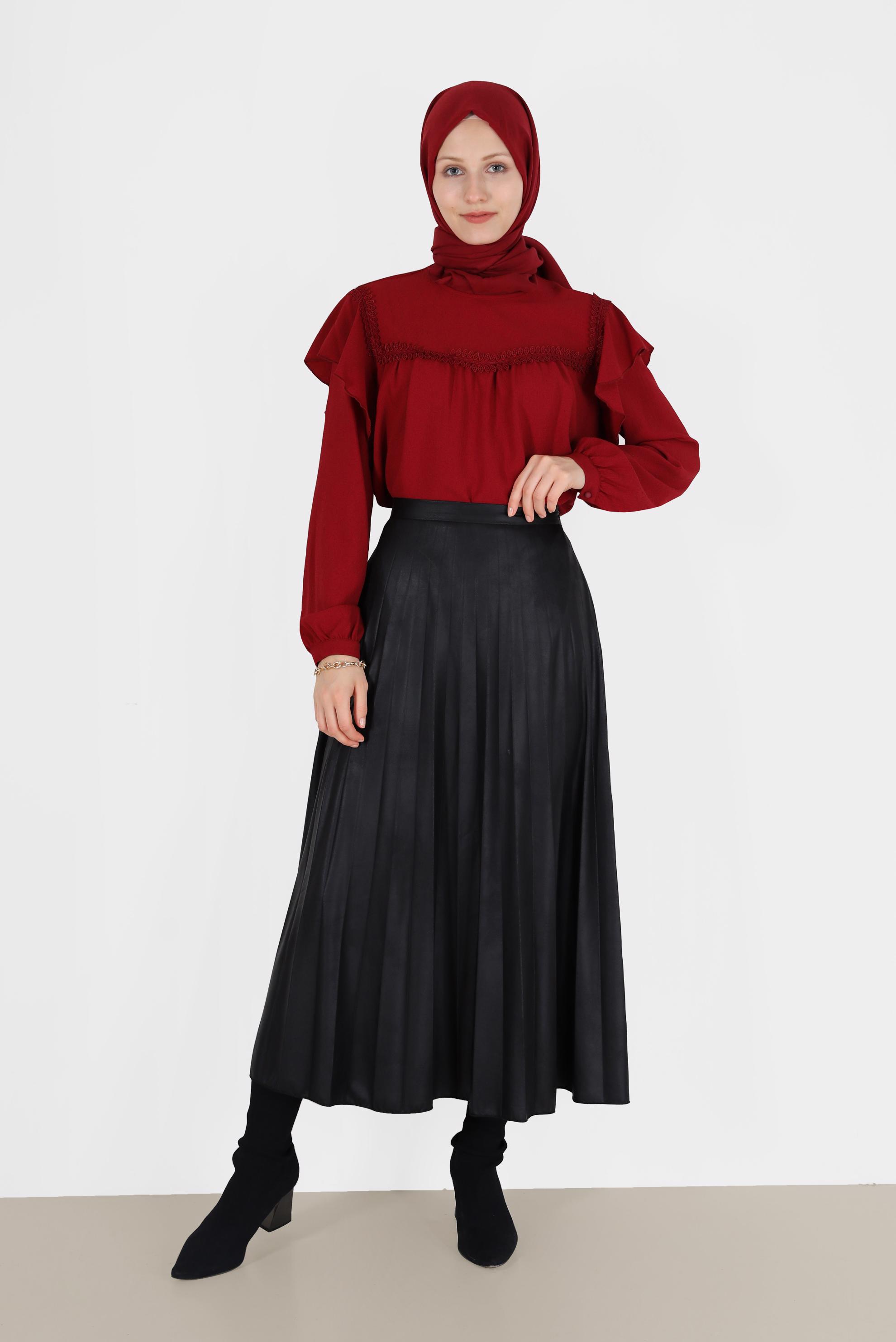 Tesettür giyim BORDO OMUZLARI VOLAN DETAYLI BLUZ 40332