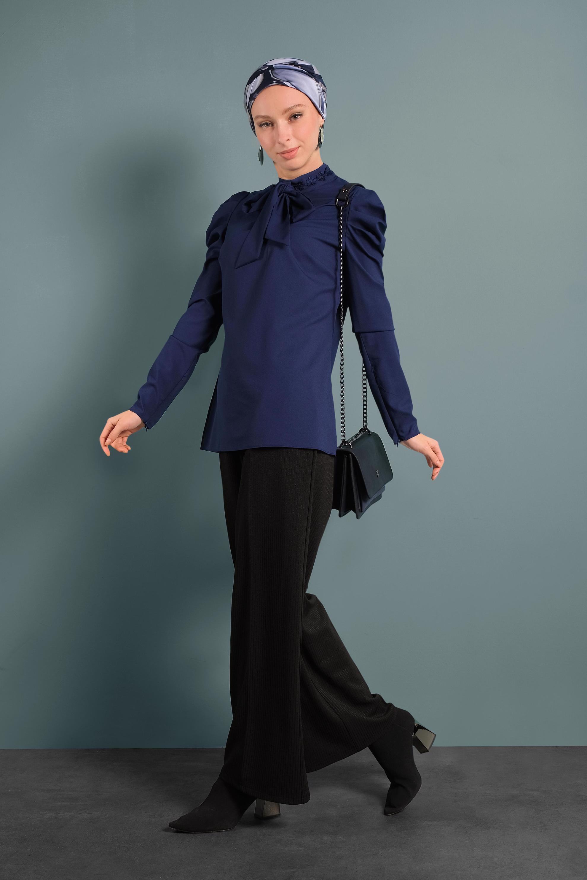 Vêtements hijab BLEU MARINE CHEMISIER À COL NOUÉ MANCHES BOUFFANT 40333 