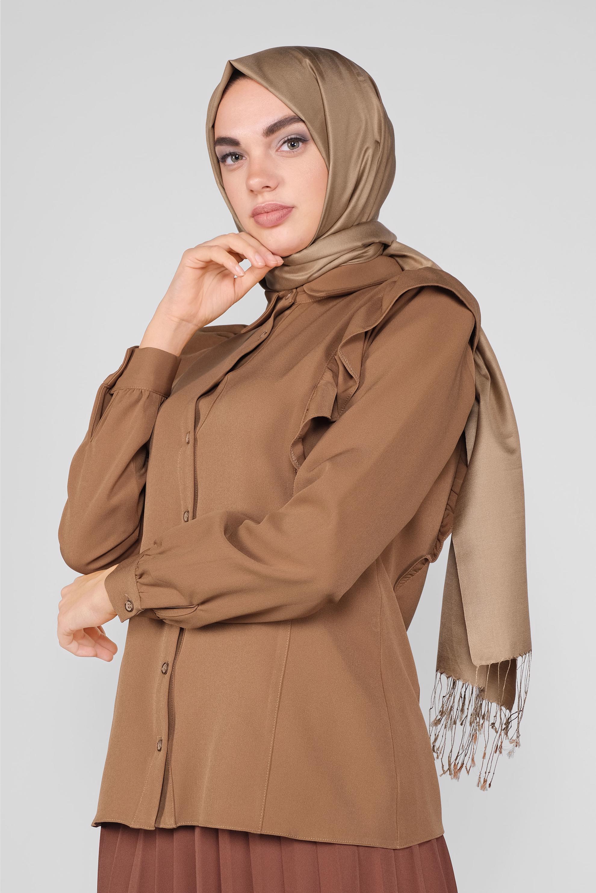 Tesettür giyim KAHVE FIRFIRLI DÜĞMELİ BLUZ 41241