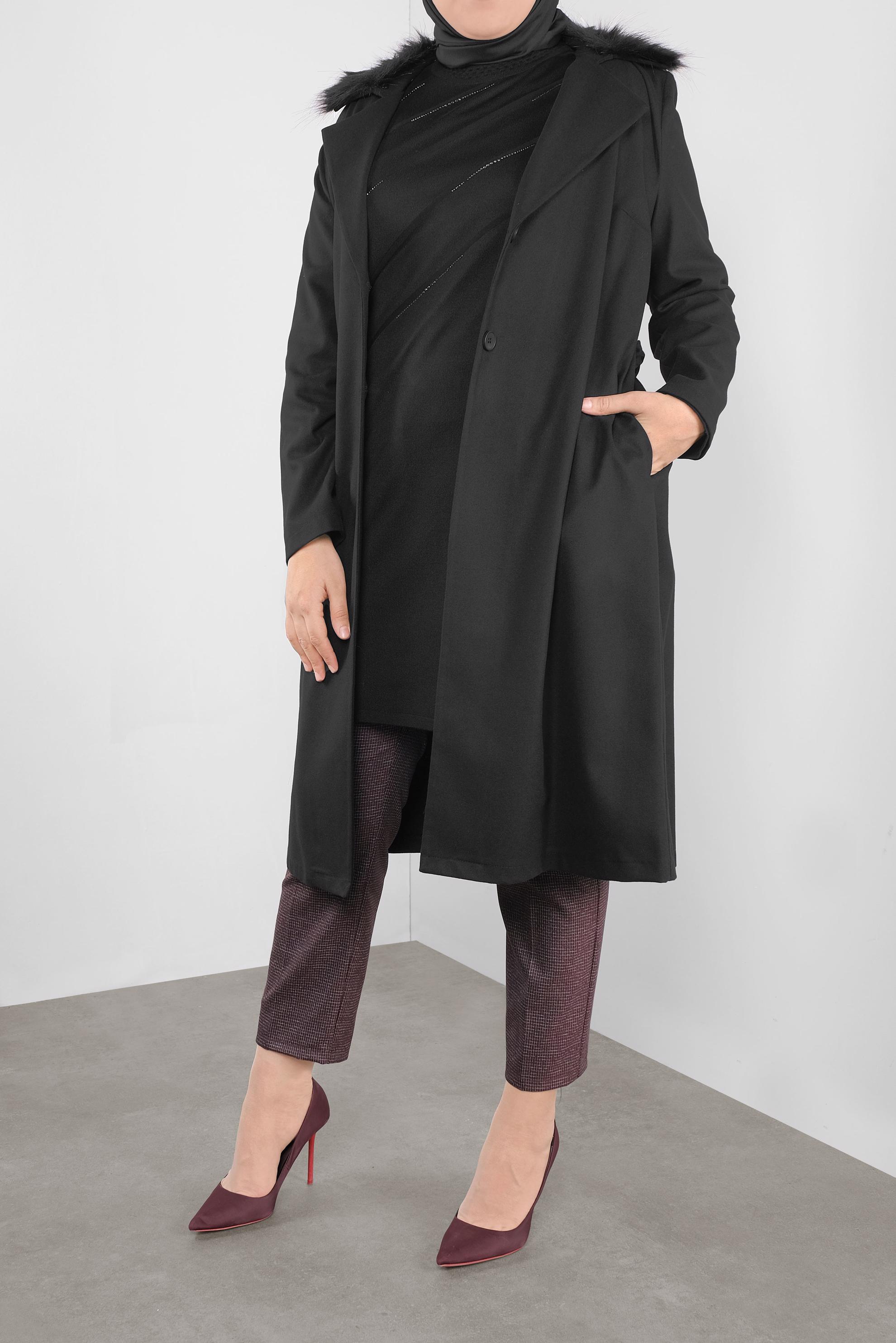 Tesettür giyim SİYAH YAKASI KÜRKLÜ GİY ÇIK 20110 