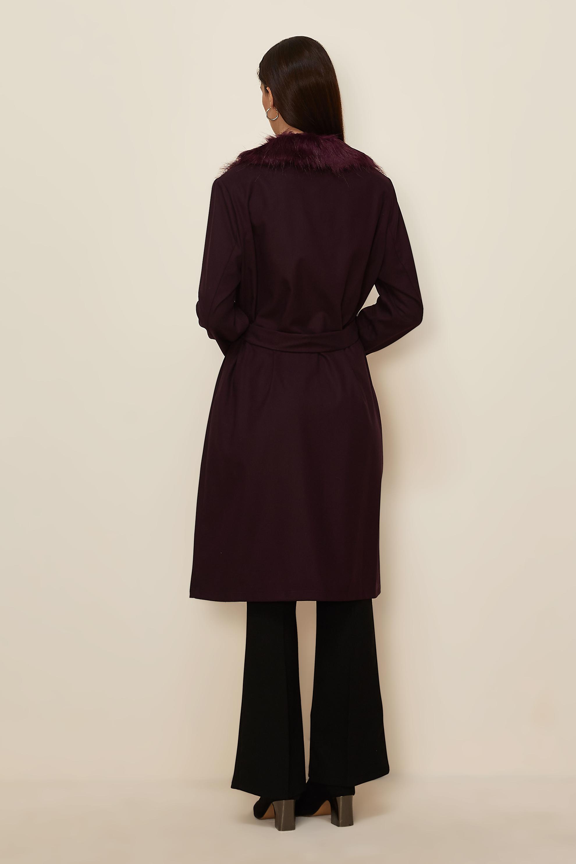 Vêtements hijab PRUNE VESTE À CAPUCHE EN EFFET FOURRURE 20110 