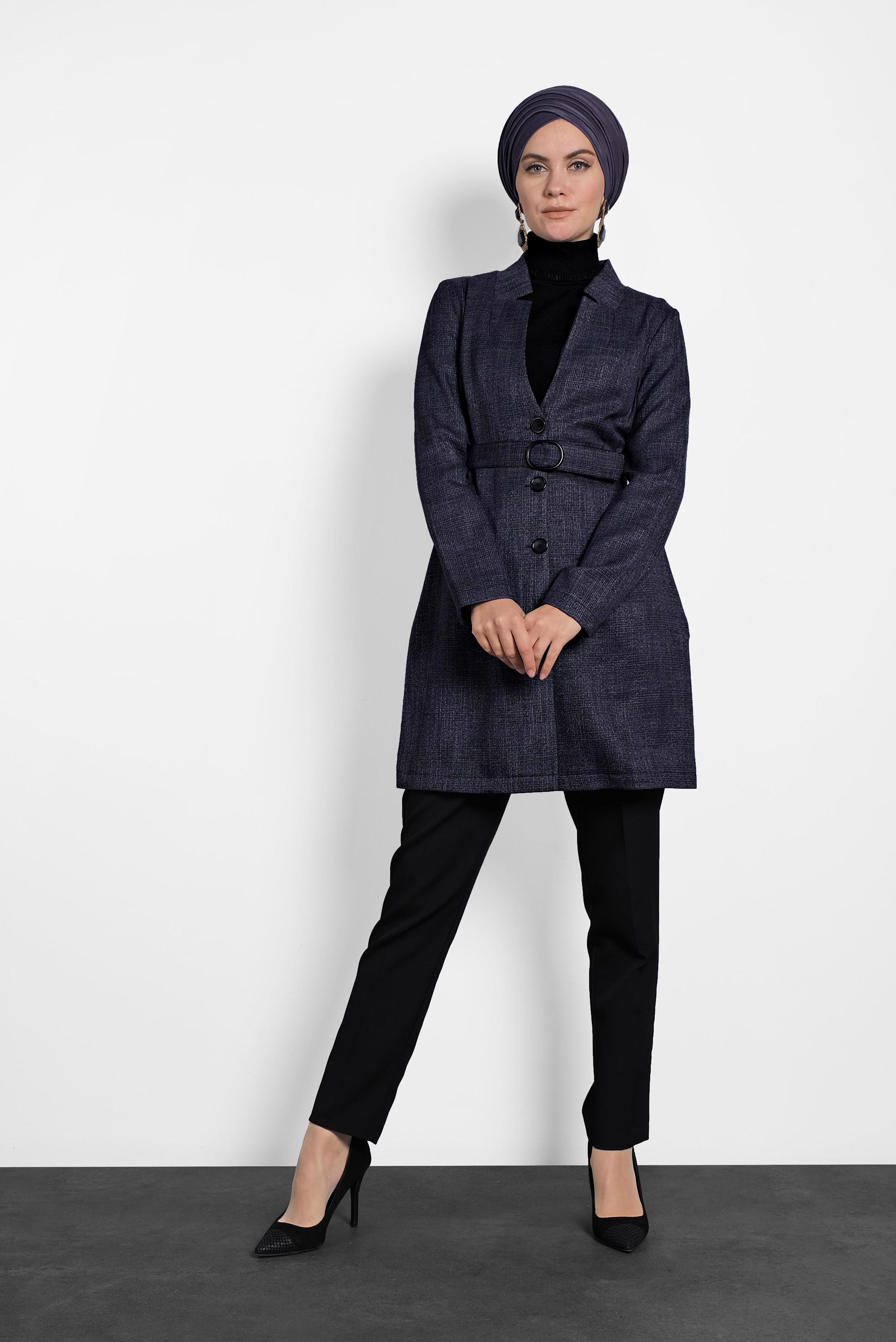 Tesettür giyim SİYAH KEMERLİ EKOSE CEKET 40222 