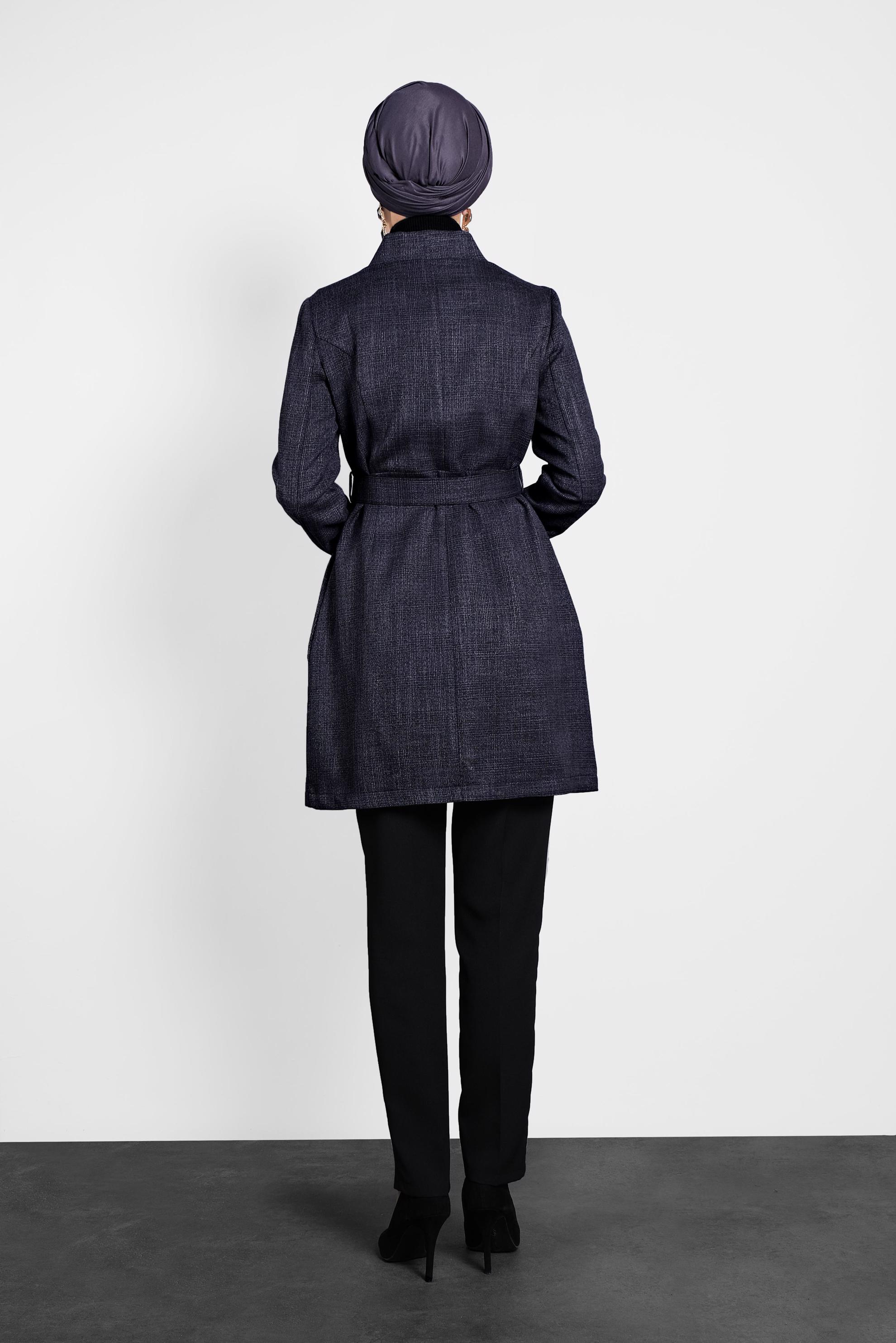 Tesettür giyim SİYAH KEMERLİ EKOSE CEKET 40222 