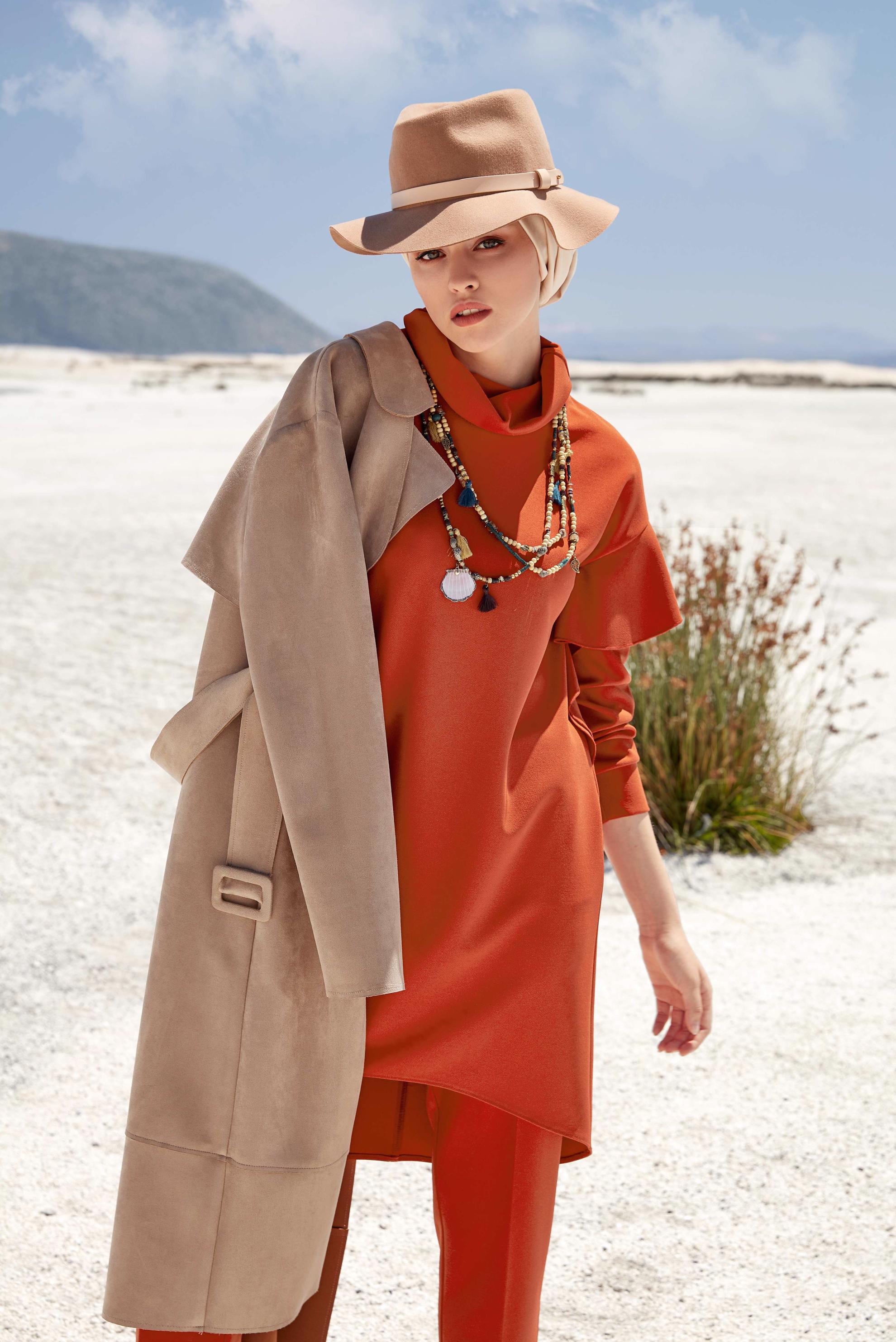 Tesettür giyim BEJ KEMERLİ SÜET GİY ÇIK 40240 