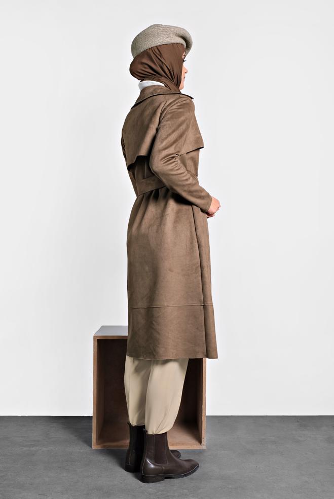 Vêtements hijab BRUN JAQUETTE EN DAIM AVEC CEINTURE 40240  - ALVİNA