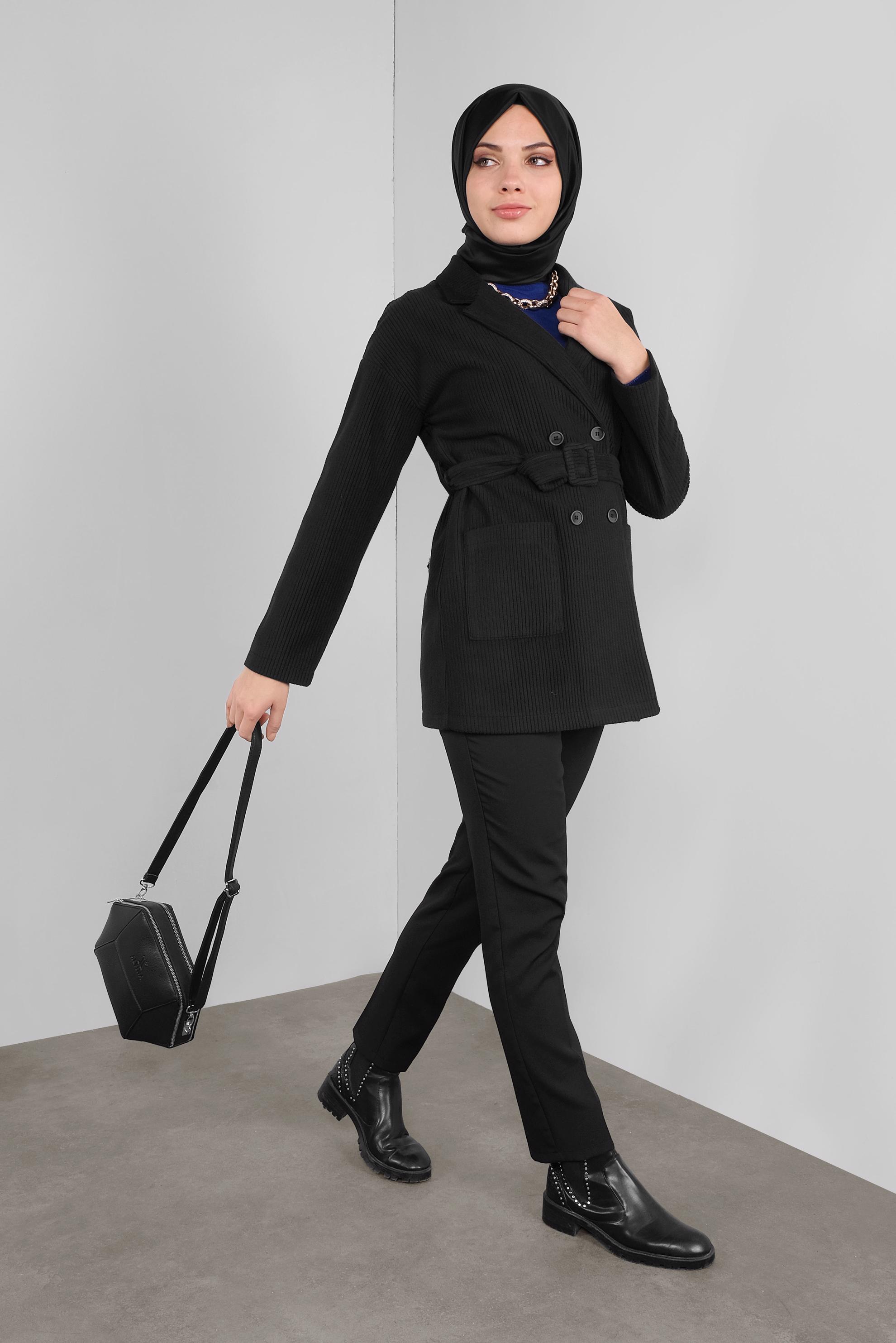 Tesettür giyim SİYAH KEMERLİ KADİFE CEKET 40246