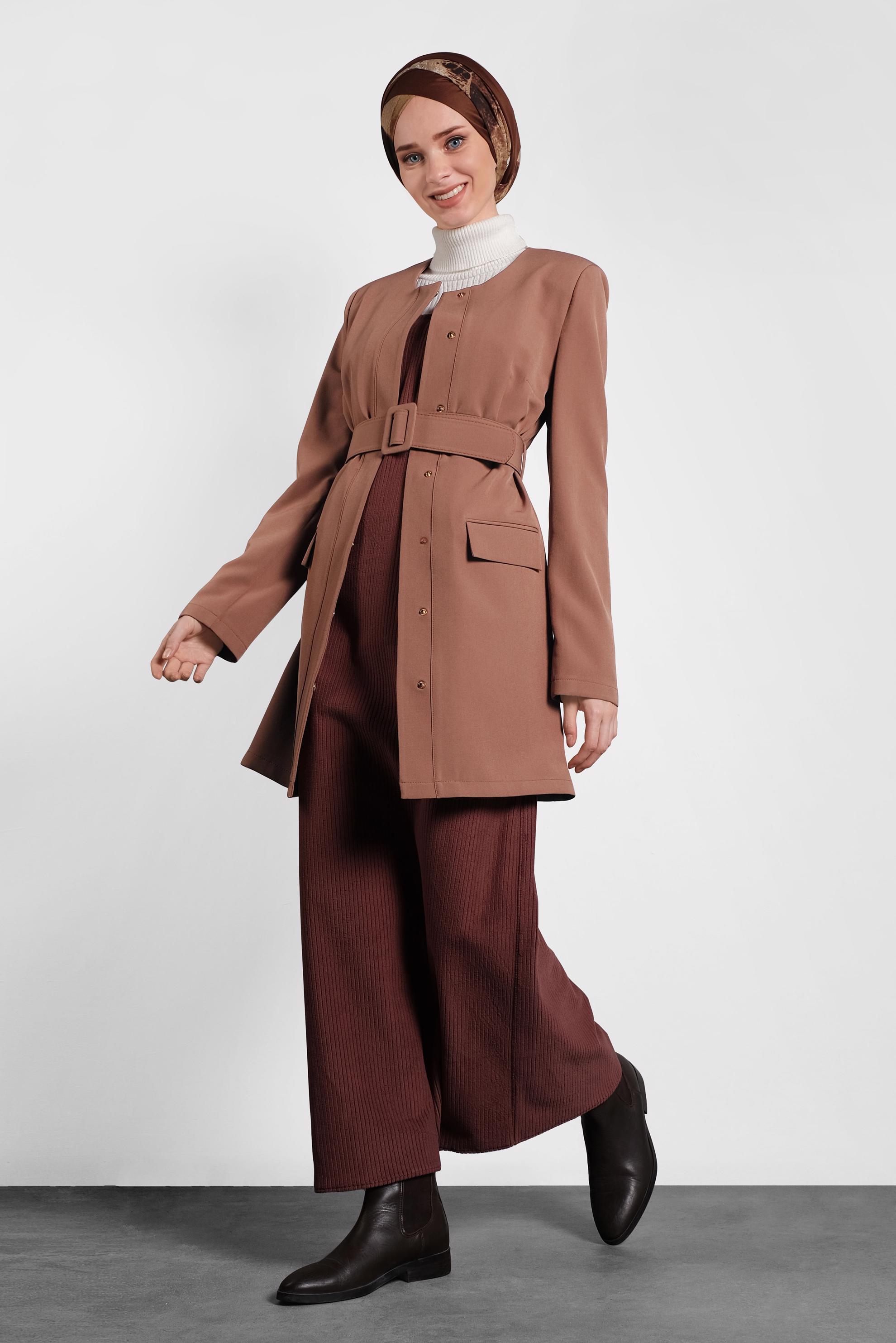 Tesettür giyim TABA KEMERLİ KLASİK CEKET 40248 