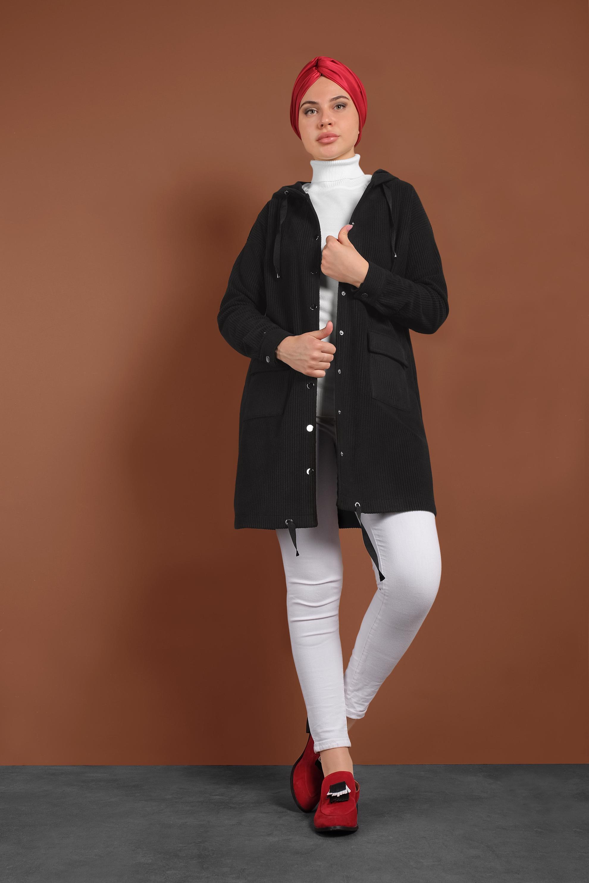 Tesettür giyim SİYAH ÇITÇITLI KADİFE CEKET 40411 