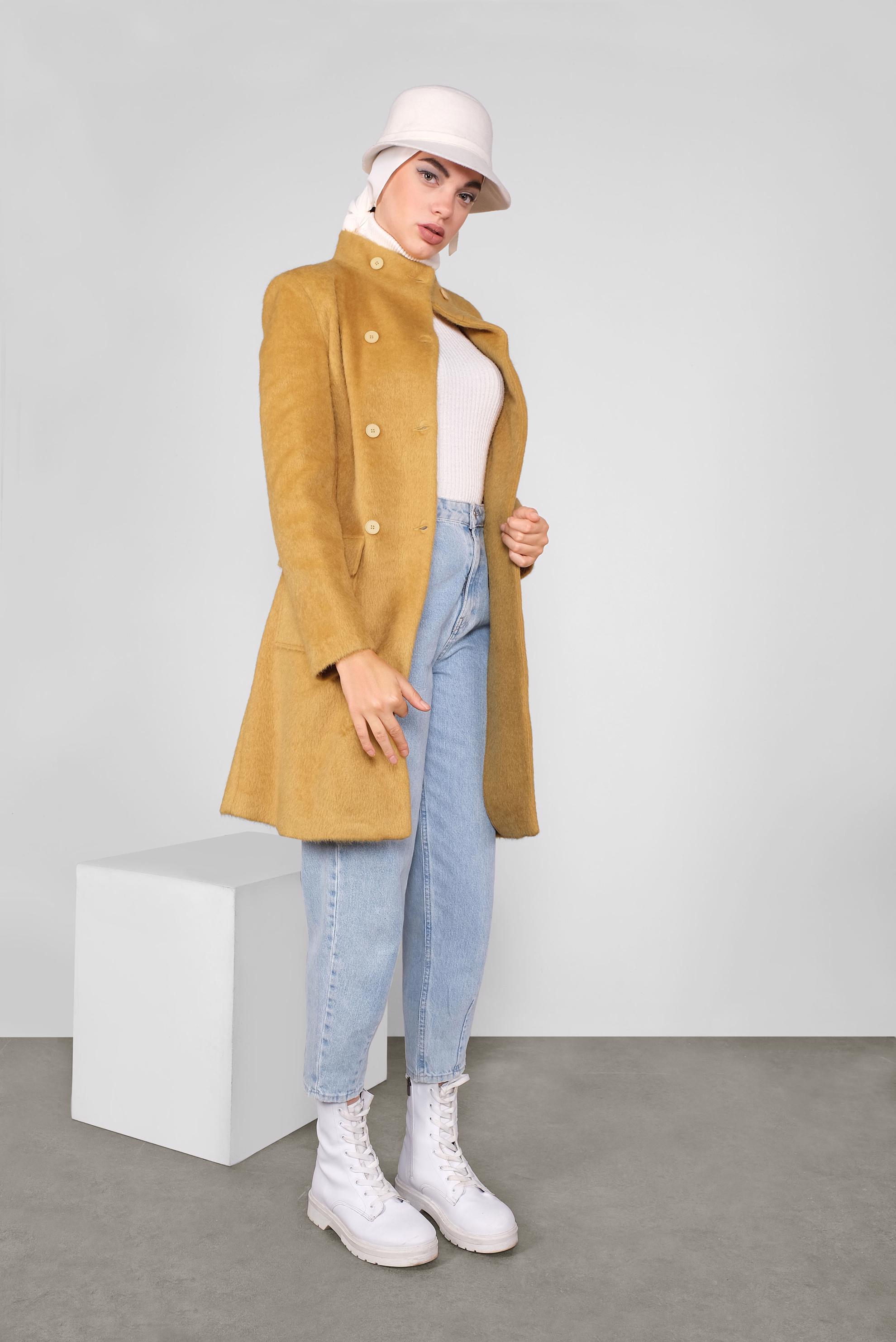 Tesettür giyim SARI DÜĞMELİ CEPLİ TAY TÜYÜ CEKET 41245