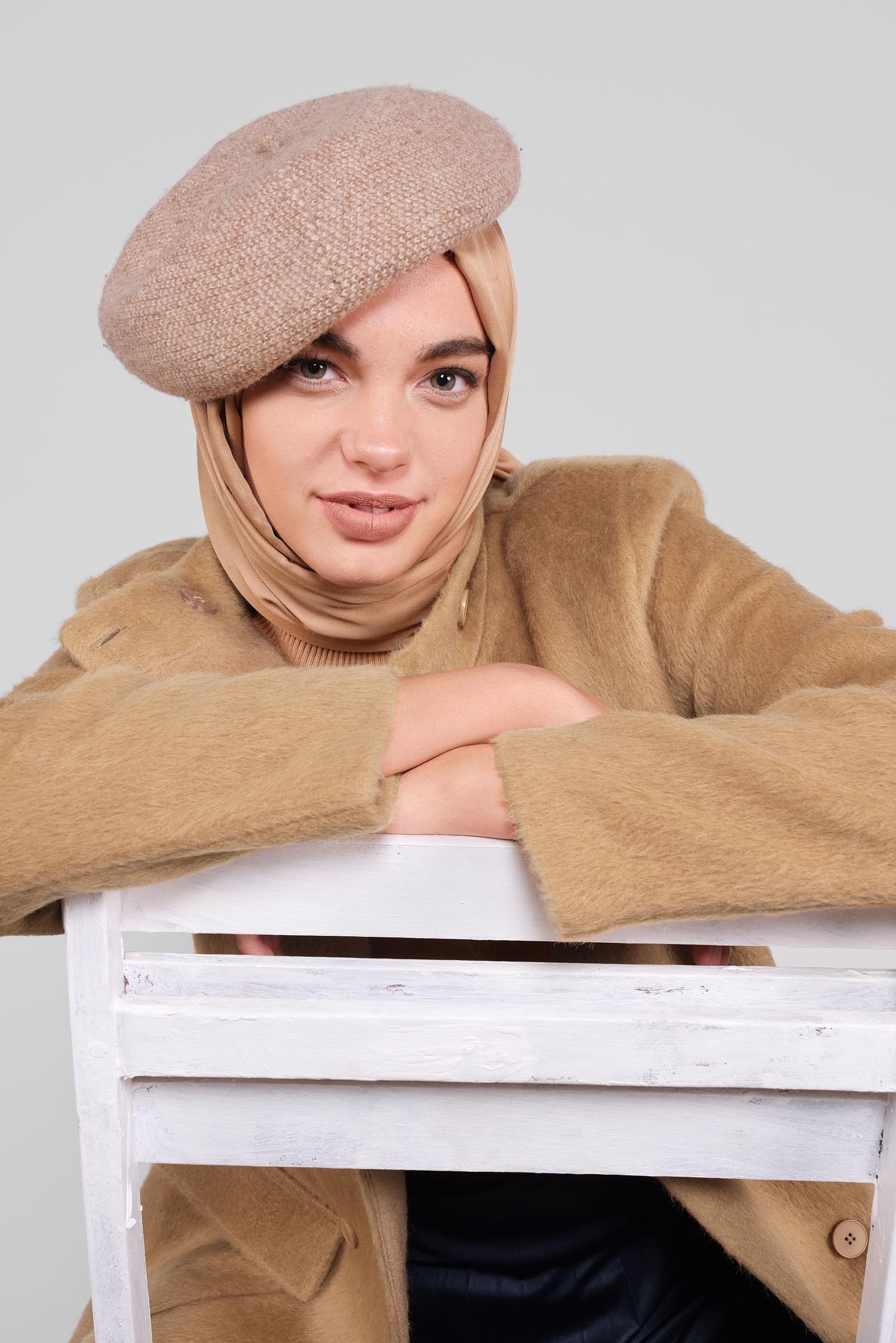 Tesettür giyim KAHVE DÜĞMELİ CEPLİ TAY TÜYÜ CEKET 41245