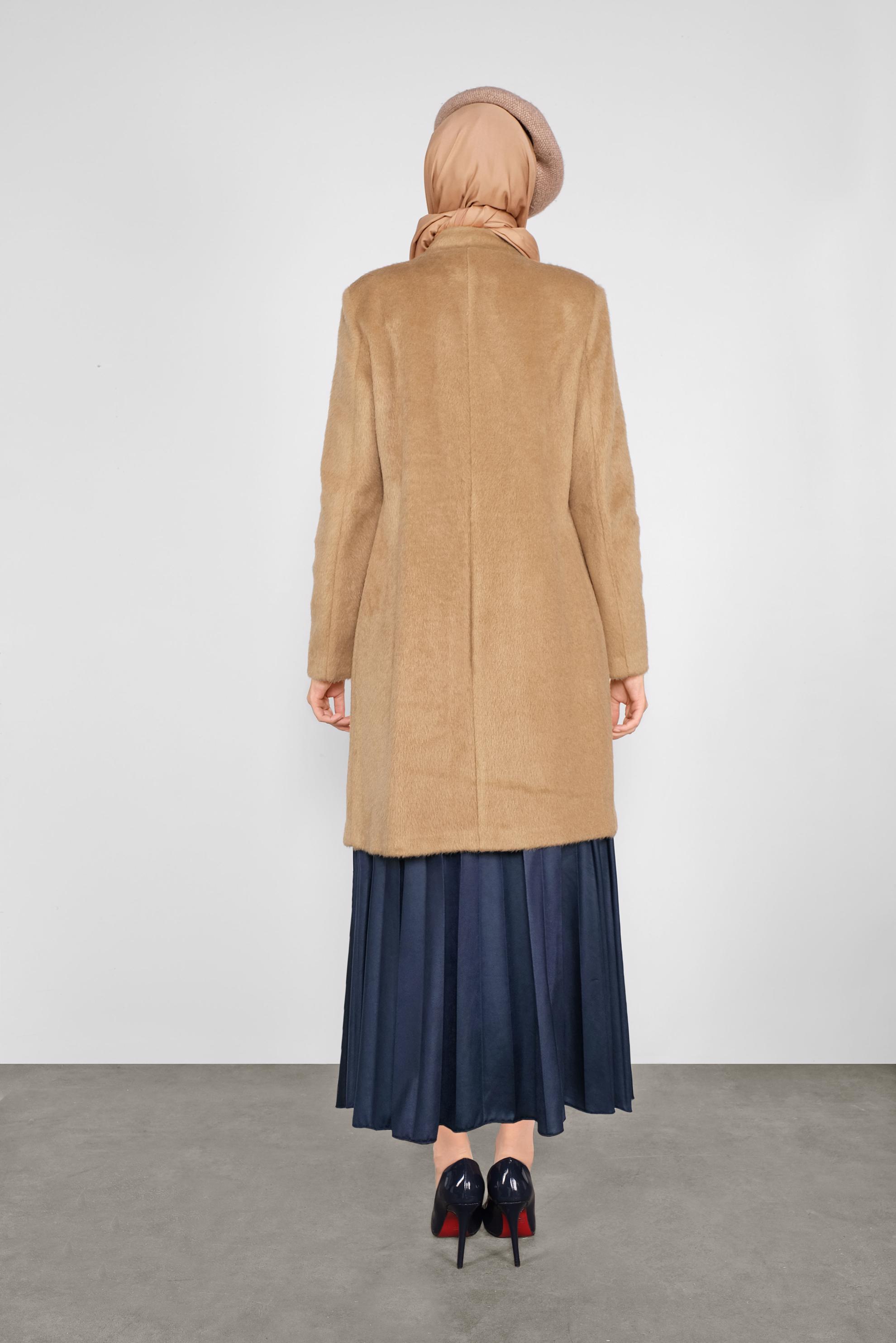 Tesettür giyim KAHVE DÜĞMELİ CEPLİ TAY TÜYÜ CEKET 41245