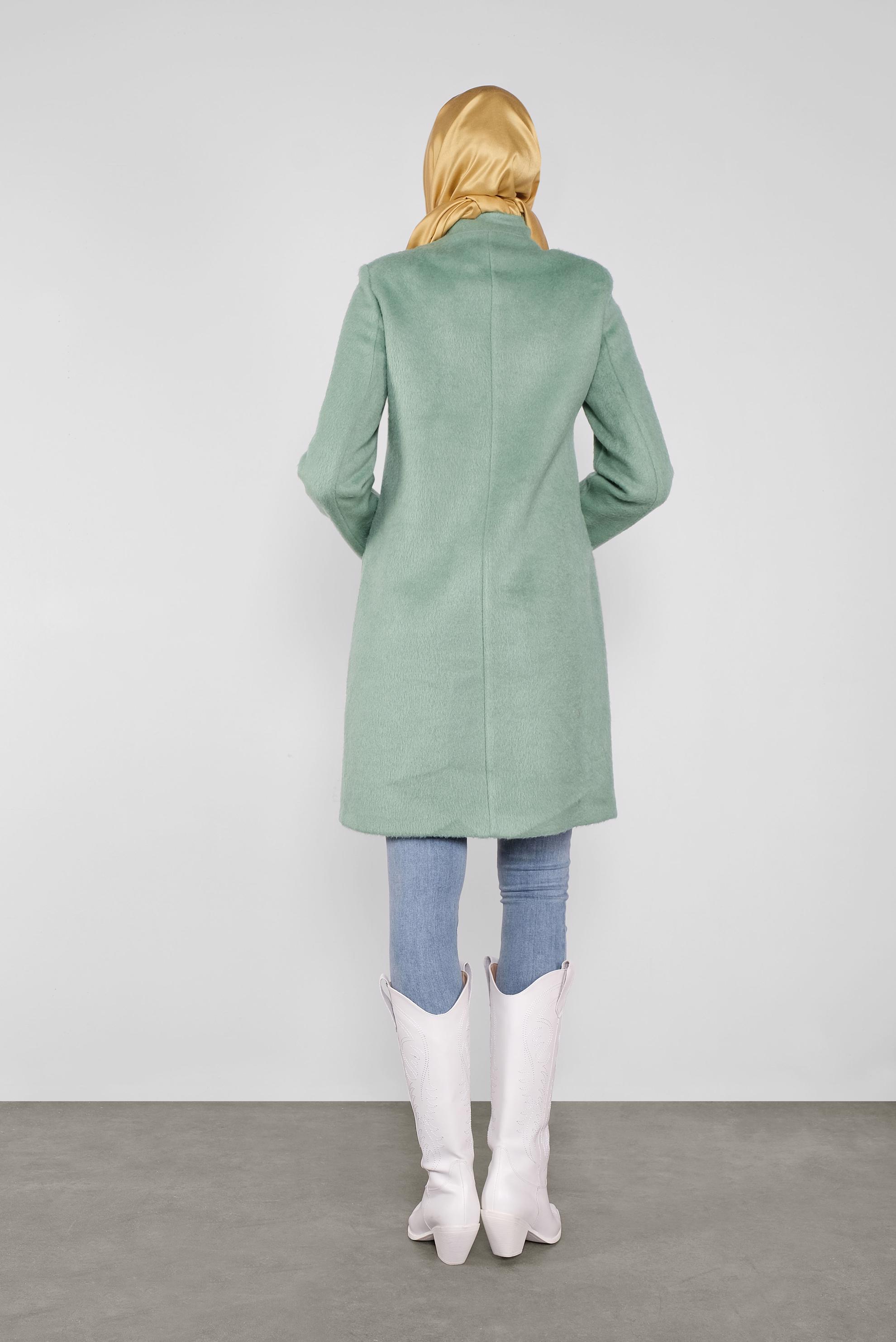 Tesettür giyim YEŞİL DÜĞMELİ CEPLİ TAY TÜYÜ CEKET 41245