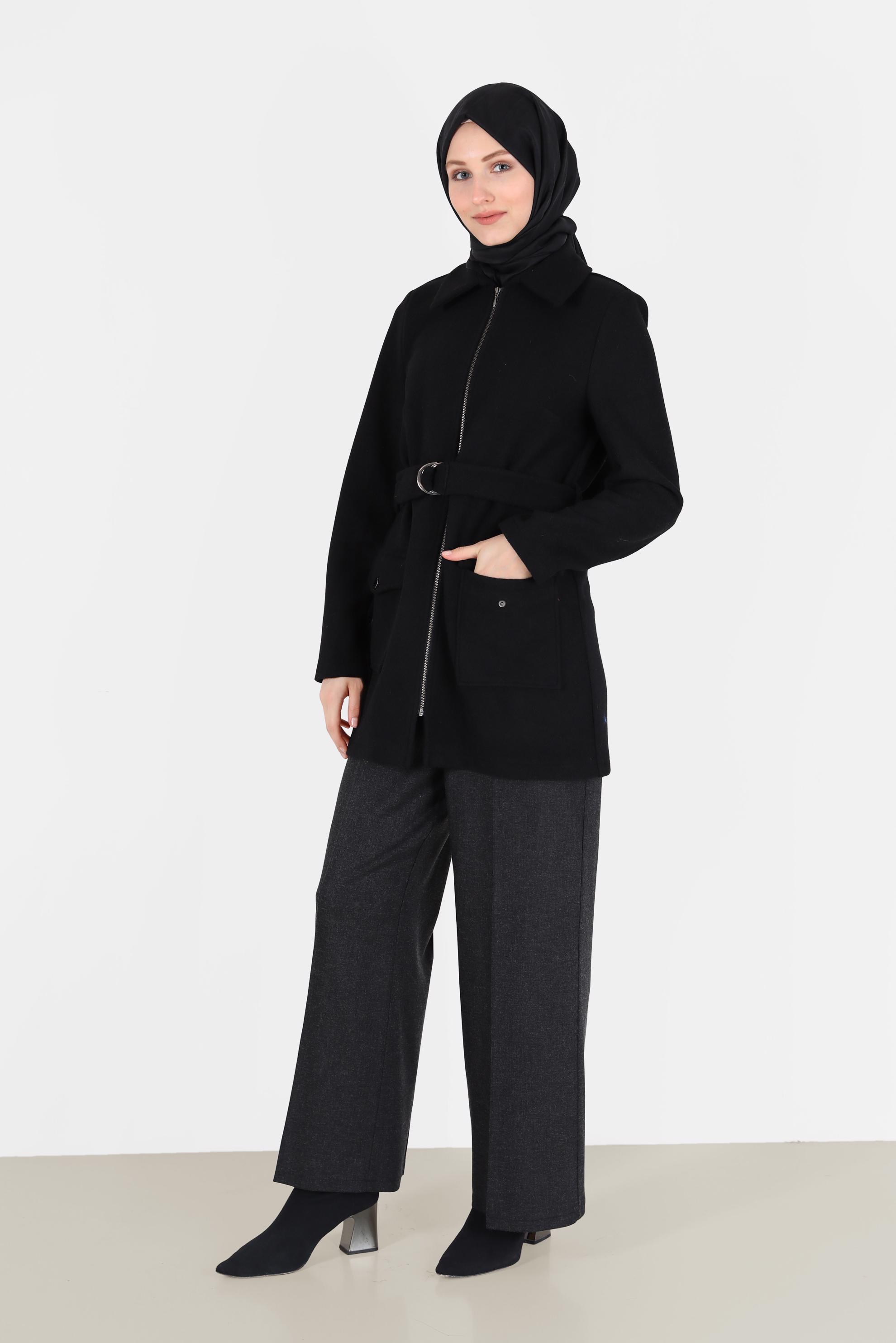 Tesettür giyim SİYAH KEMER DETAYLI FERMUARLI CEPLİ CEKET 41246 