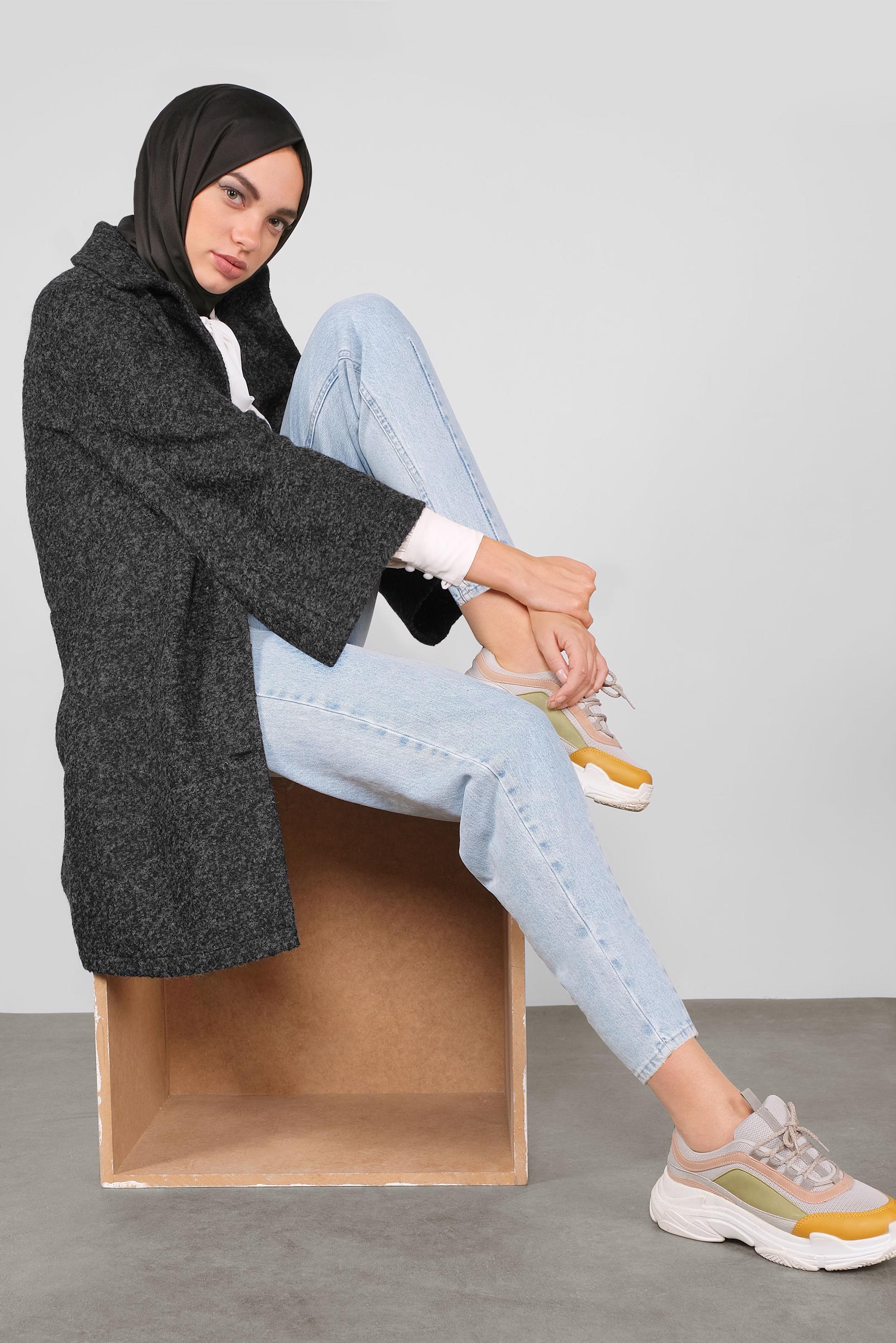 Tesettür giyim GRİ DÜĞMELİ YÜN CEKET 41247 