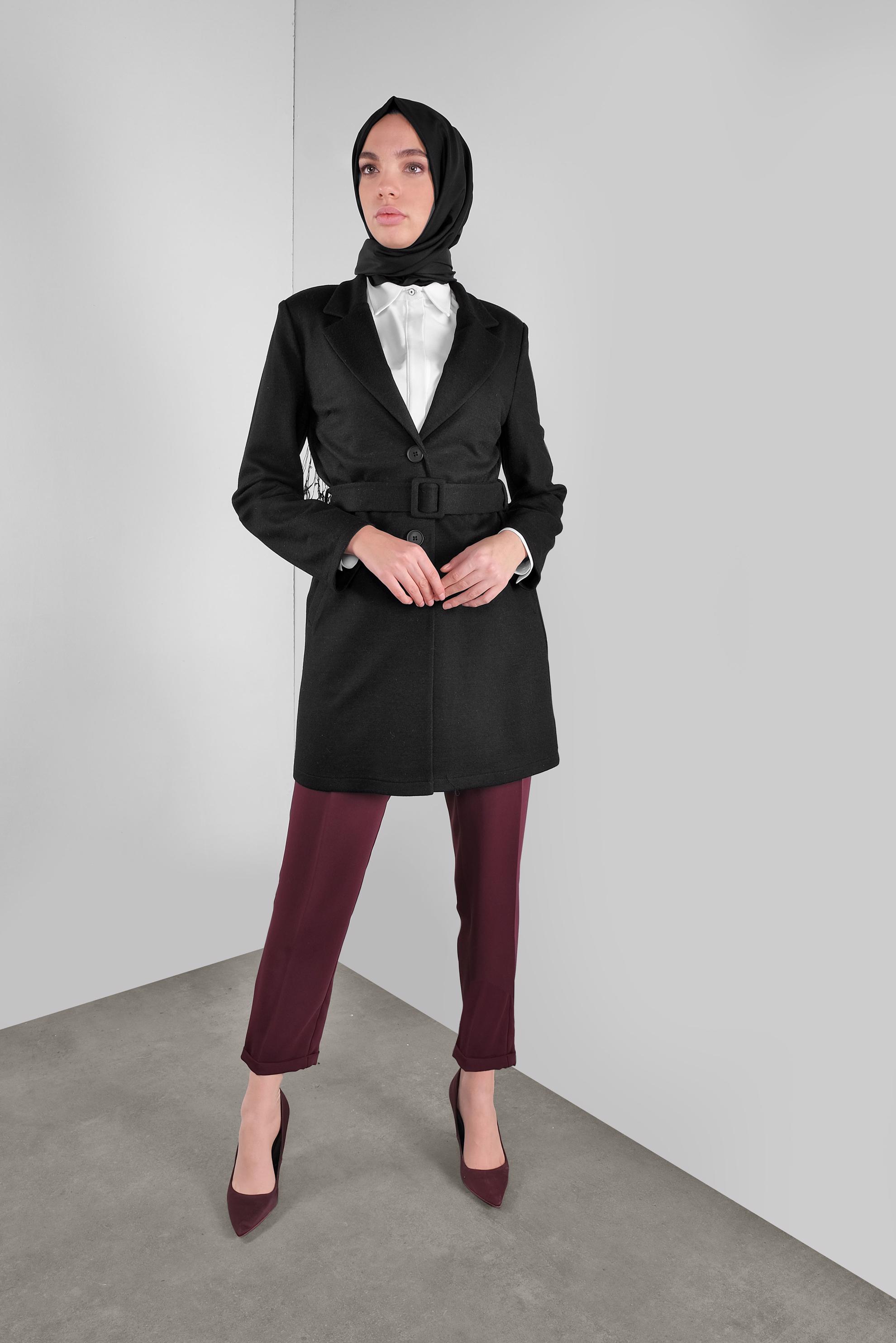 Tesettür giyim SİYAH KUŞAKLI YÜN CEKET 41249 