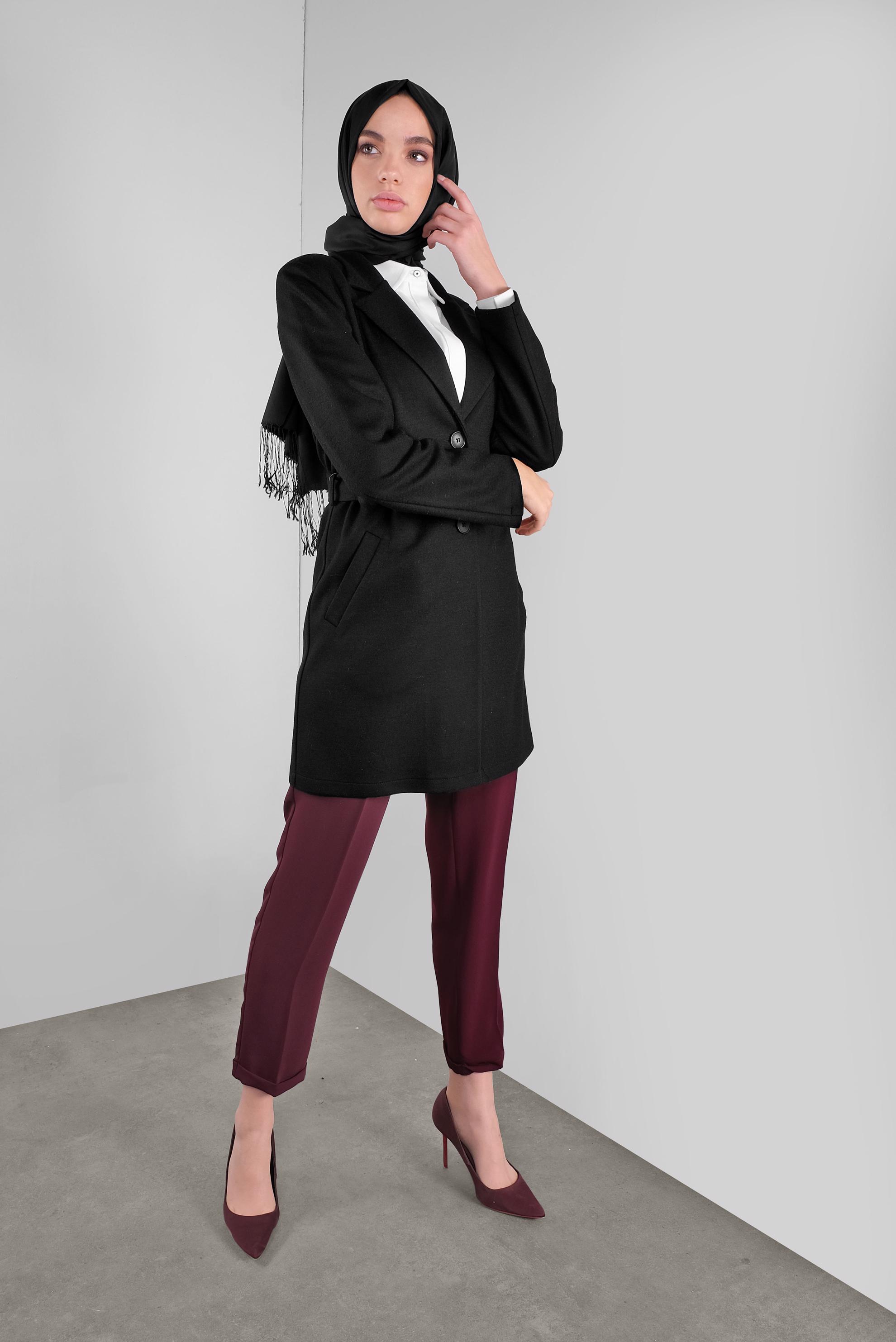 Tesettür giyim SİYAH KUŞAKLI YÜN CEKET 41249 