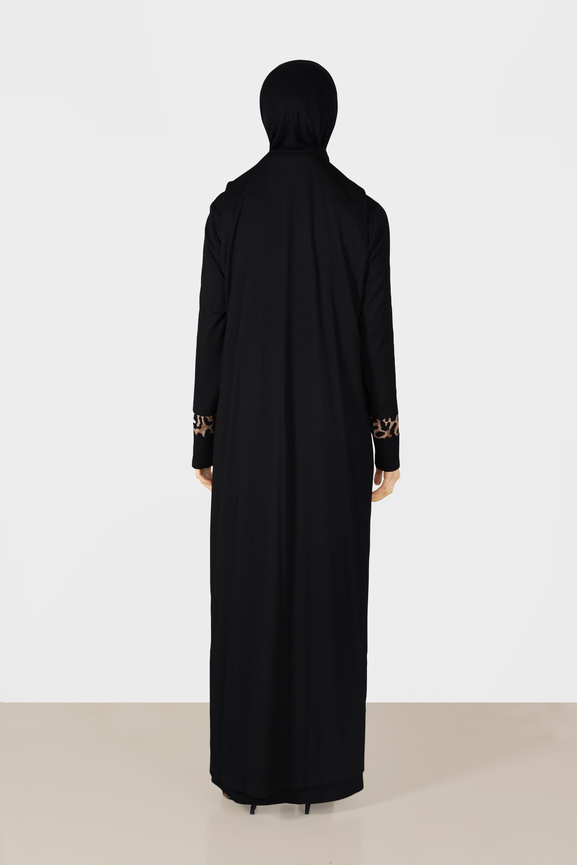 Hijab clothing BLACK LEOPARD PATTERN 2-PIECE SKIRTED SUIT 20017 