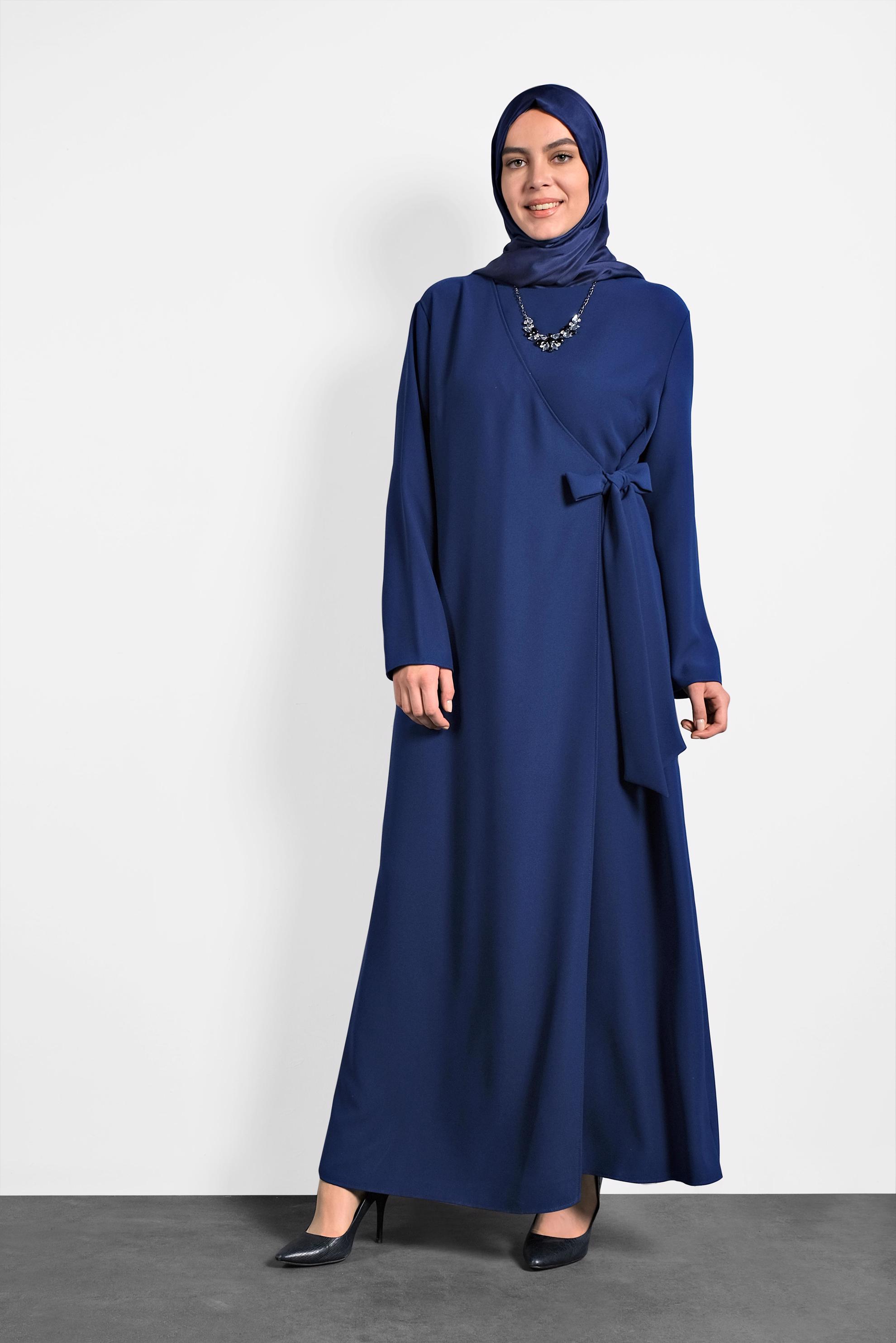 Vêtements hijab BLEU MARINE ROBE EN CRÊPE 20020