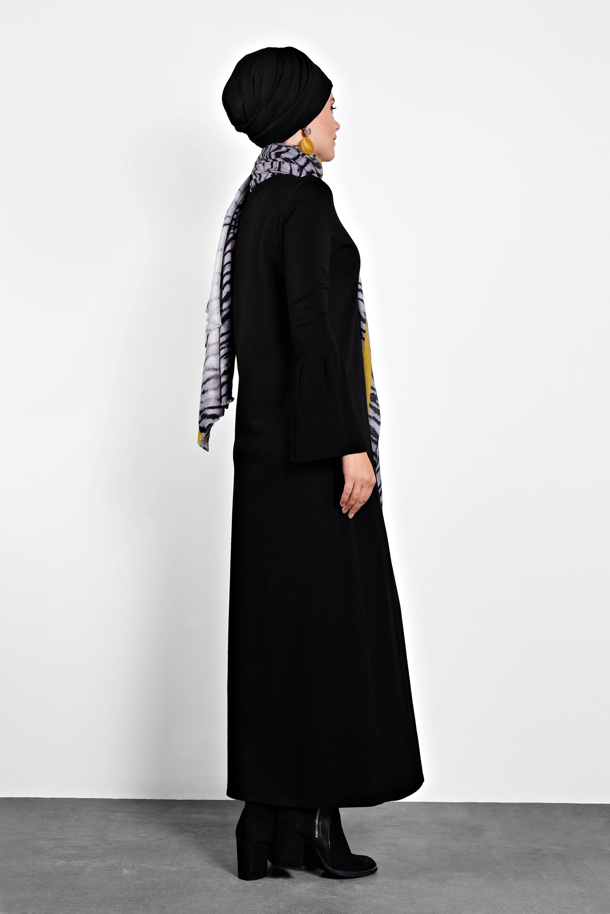 Hijab clothing BLACK TURTLENECK FLOUNCED-CUFFS VOLUMINOUS DRESS 40012