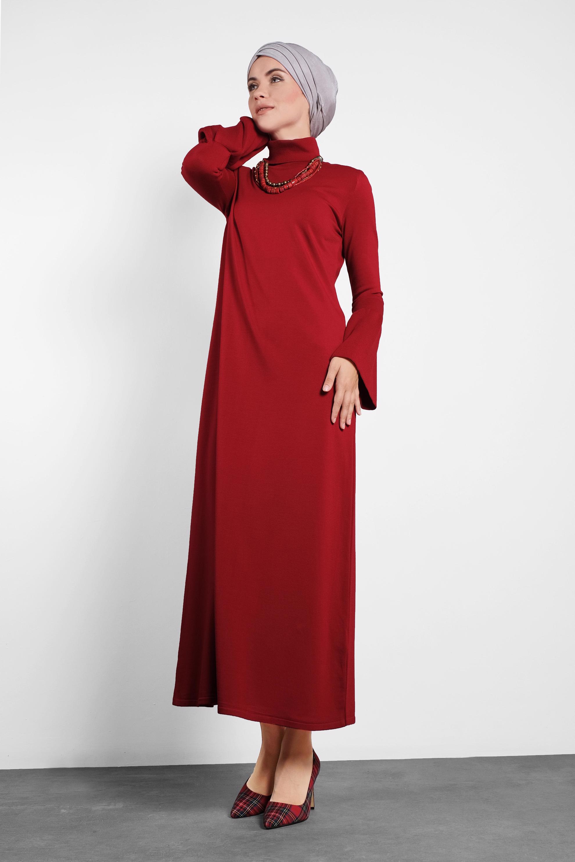 Tesettür giyim KIRMIZI KOLLARI VOLANLI BOĞAZLI GENİŞ KESİM ELBİSE 40012 