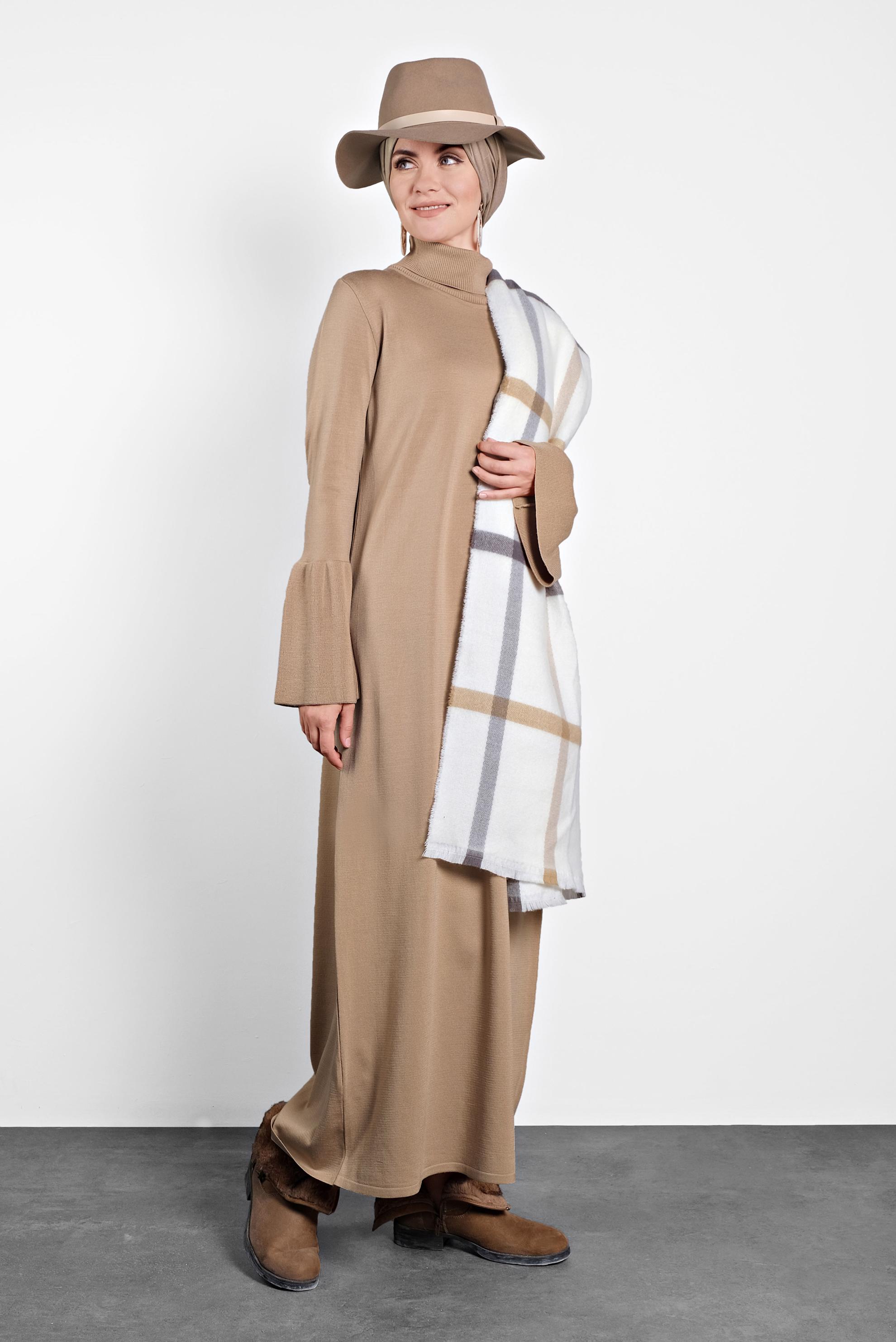 Hijab clothing BROWN TURTLENECK FLOUNCED-CUFFS VOLUMINOUS DRESS 40012