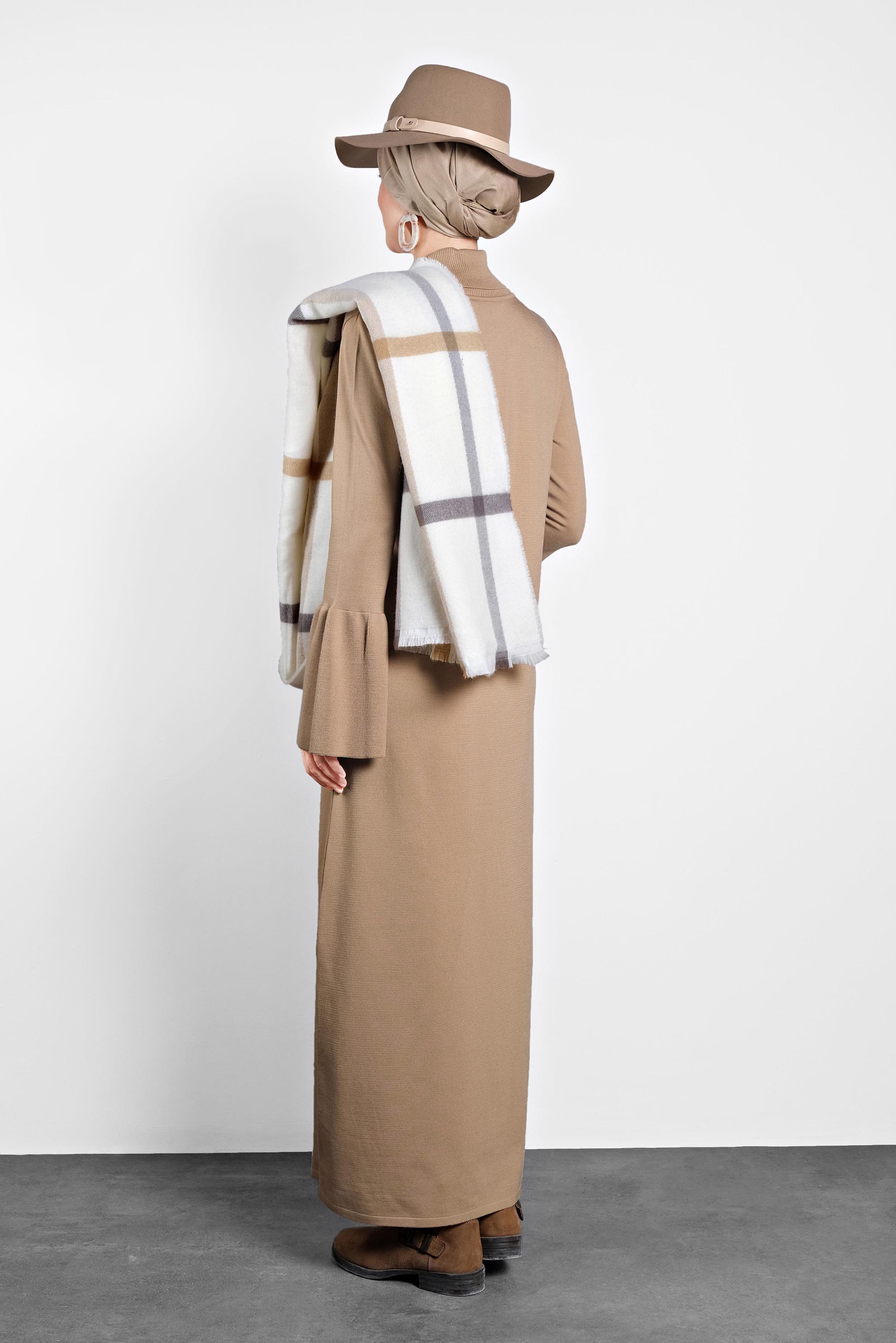 Hijab clothing BROWN TURTLENECK FLOUNCED-CUFFS VOLUMINOUS DRESS 40012