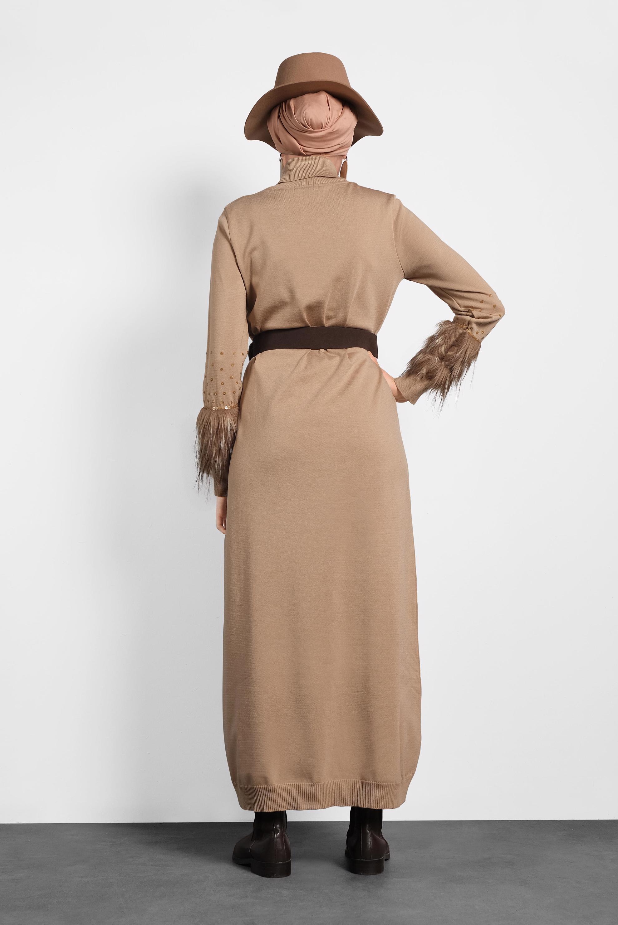 Tesettür giyim KAHVE KOLLARI TÜYLÜ TRİKO ELBİSE 40013