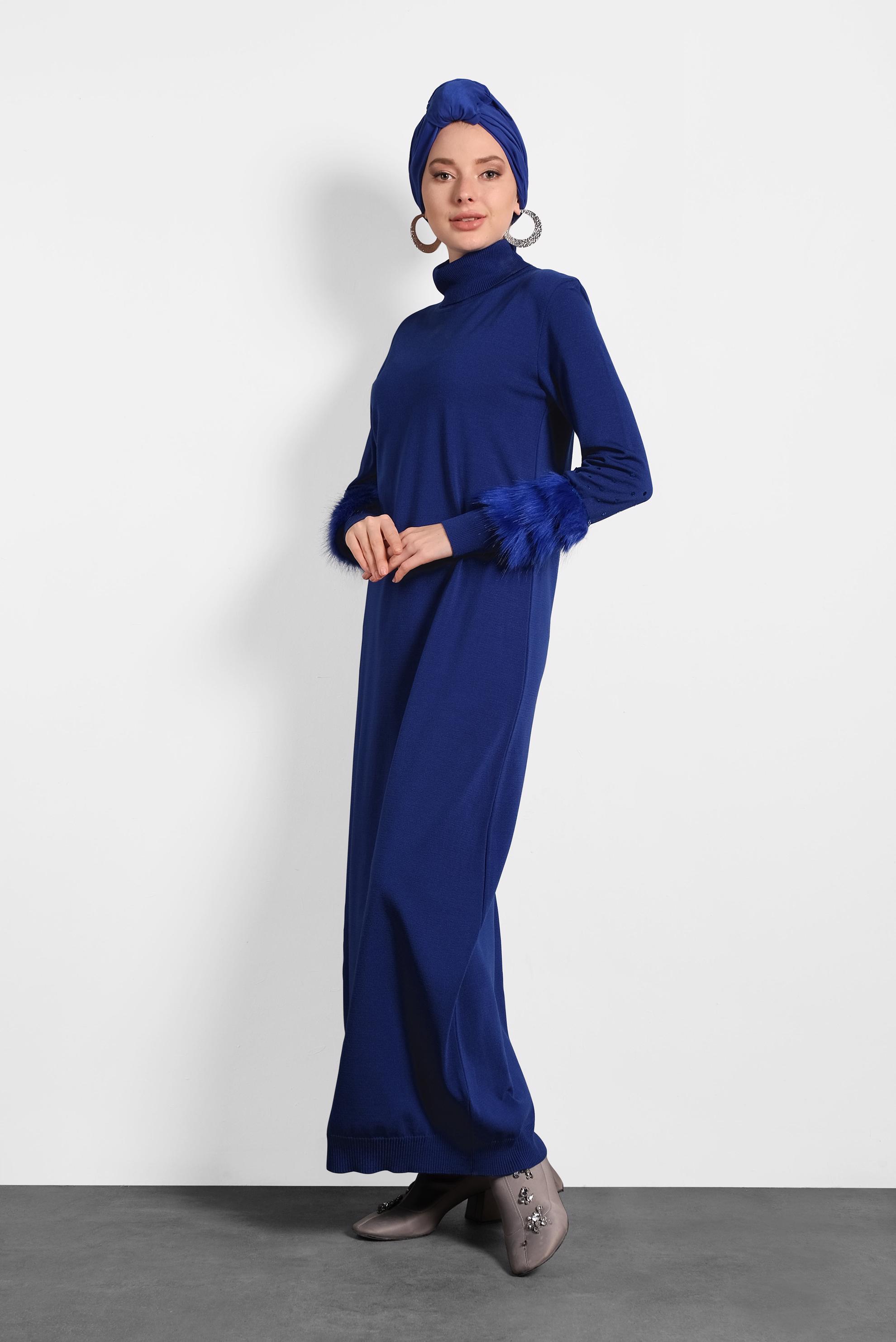 Tesettür giyim LACİVERT KOLLARI TÜYLÜ TRİKO ELBİSE 40013