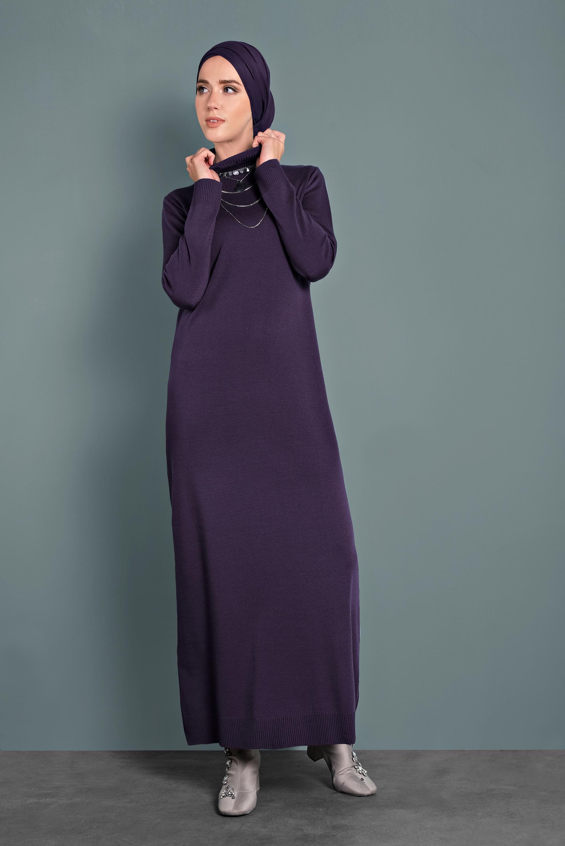 Tesettür giyim MOR BOĞAZLI TRİKO ELBİSE 40024 