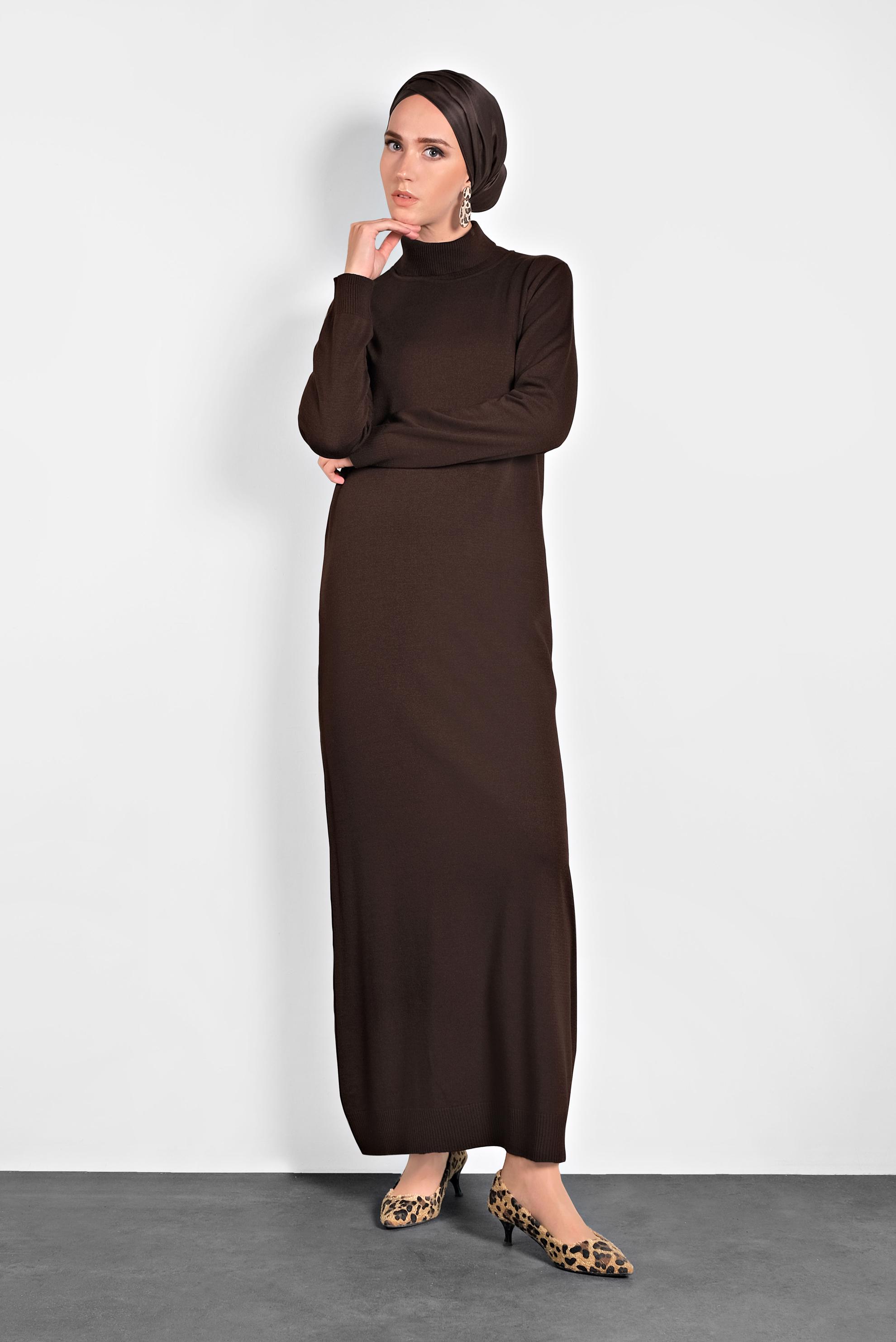 Tesettür giyim KAHVE BOĞAZLI TRİKO ELBİSE 40024 