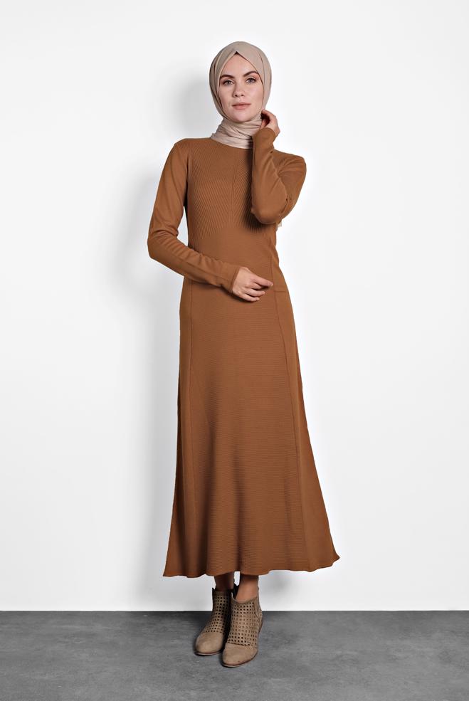 Tesettür giyim  FİTİLLİ TRİKO ELBİSE 40047 - ALVİNA