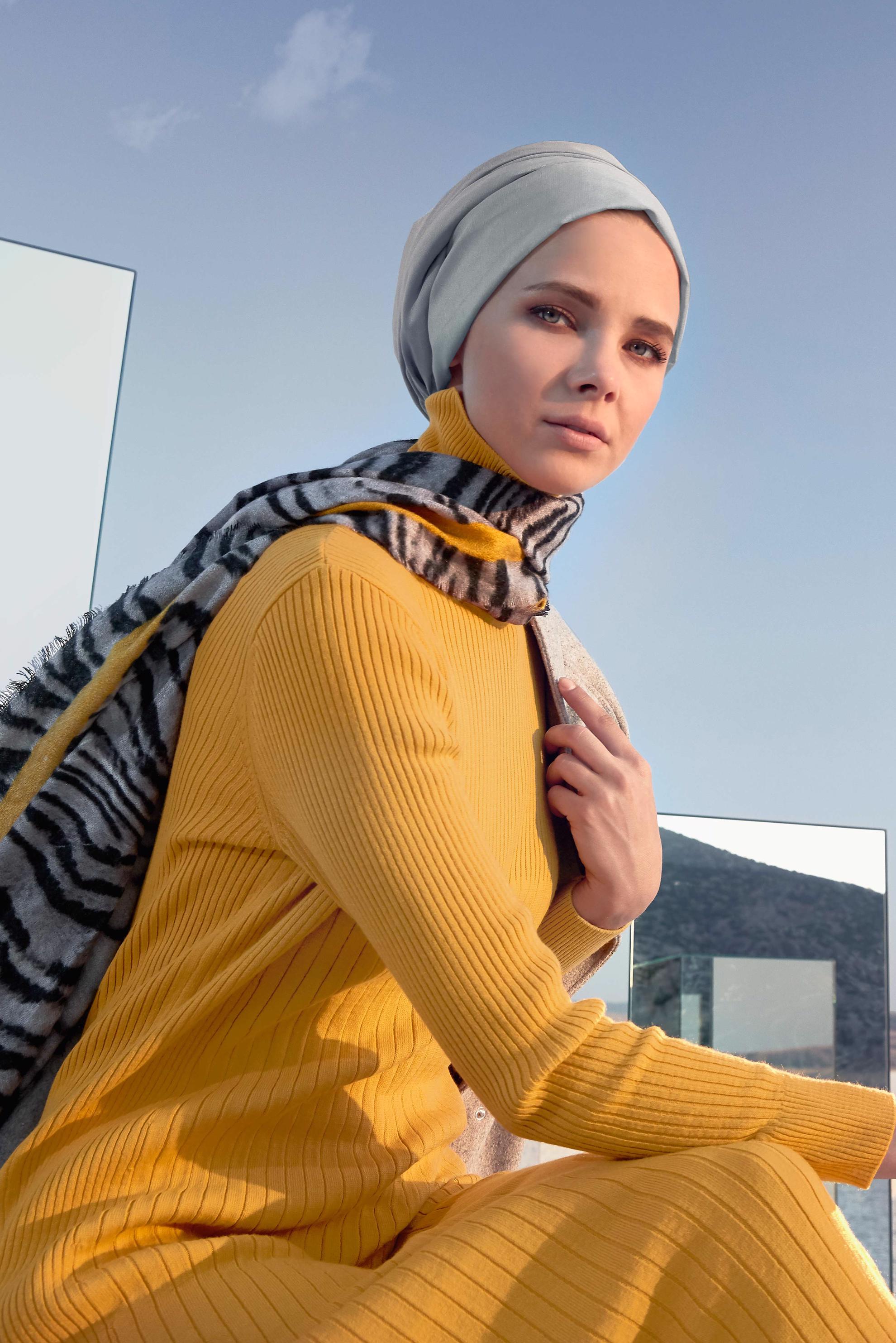 Hijab clothing YELLOW MOCK-NECK RIBBED KNIT DRESS 40075 