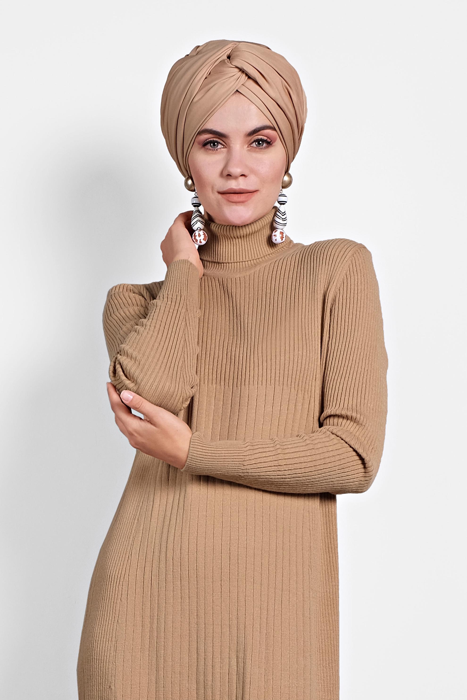 Tesettür giyim KAHVE BALIKÇI YAKA FİTİLLİ TRİKO ELBİSE 40075