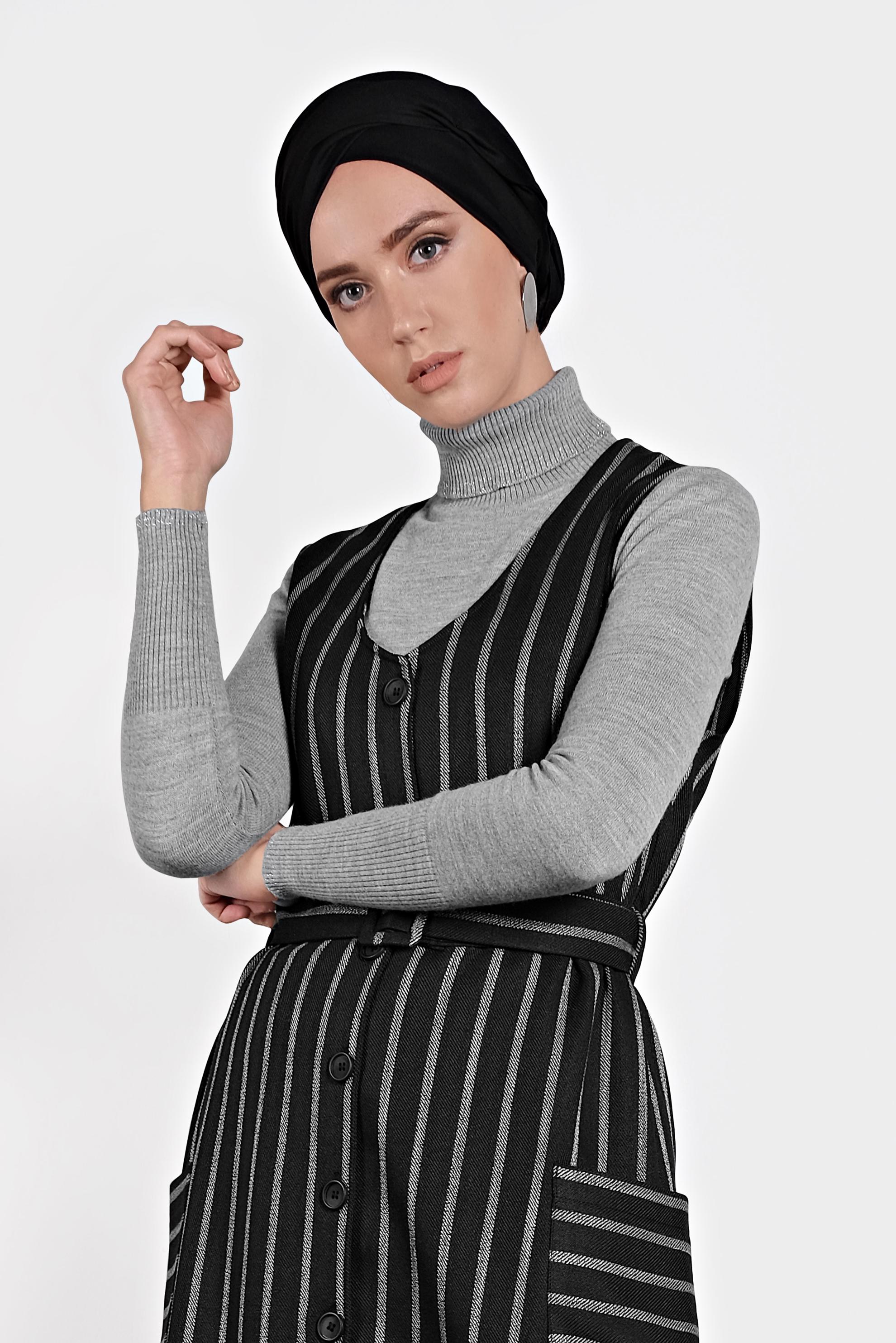 Tesettür giyim SİYAH ÇİZGİLİ DÜĞMELİ ELBİSE 40127