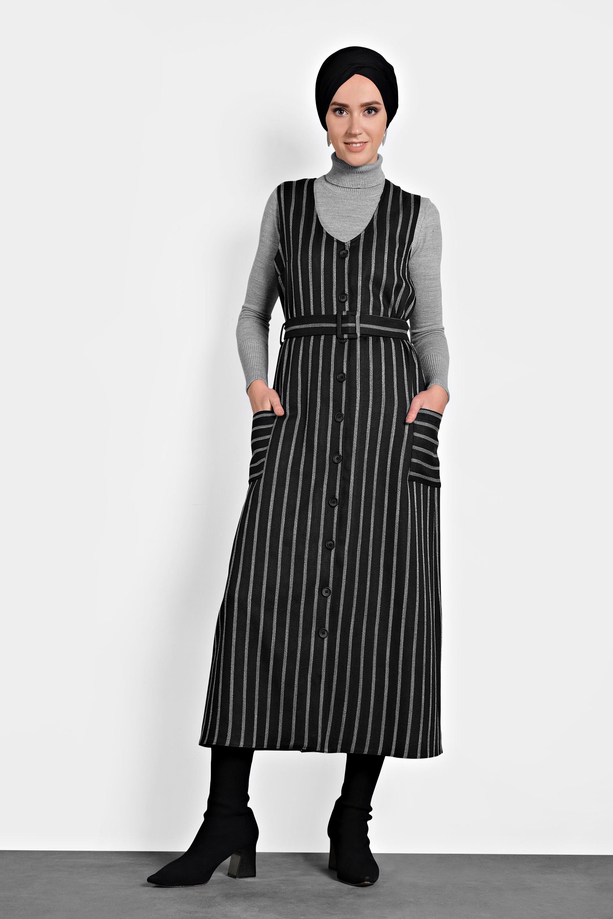 Tesettür giyim SİYAH ÇİZGİLİ DÜĞMELİ ELBİSE 40127