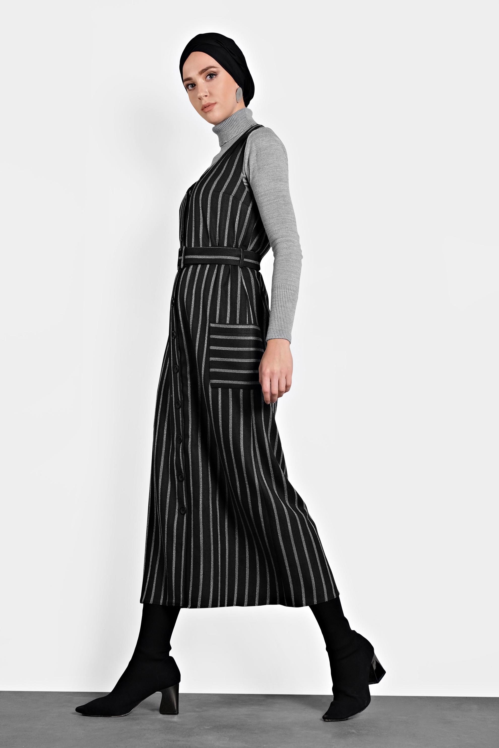 Tesettür giyim SİYAH ÇİZGİLİ DÜĞMELİ ELBİSE 40127