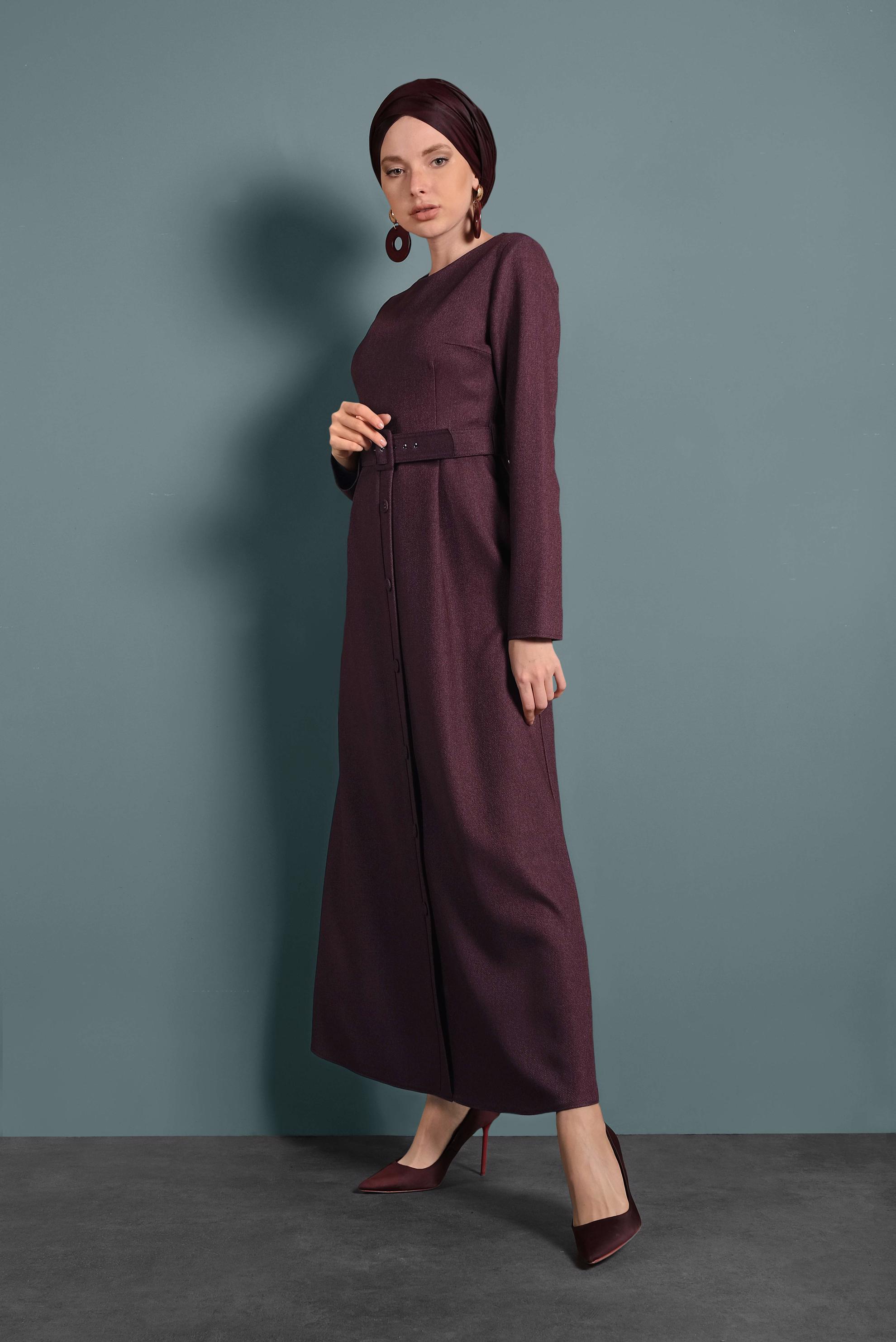 Tesettür giyim MÜRDÜM KEMERLİ DÜĞMELİ ELBİSE 40134	