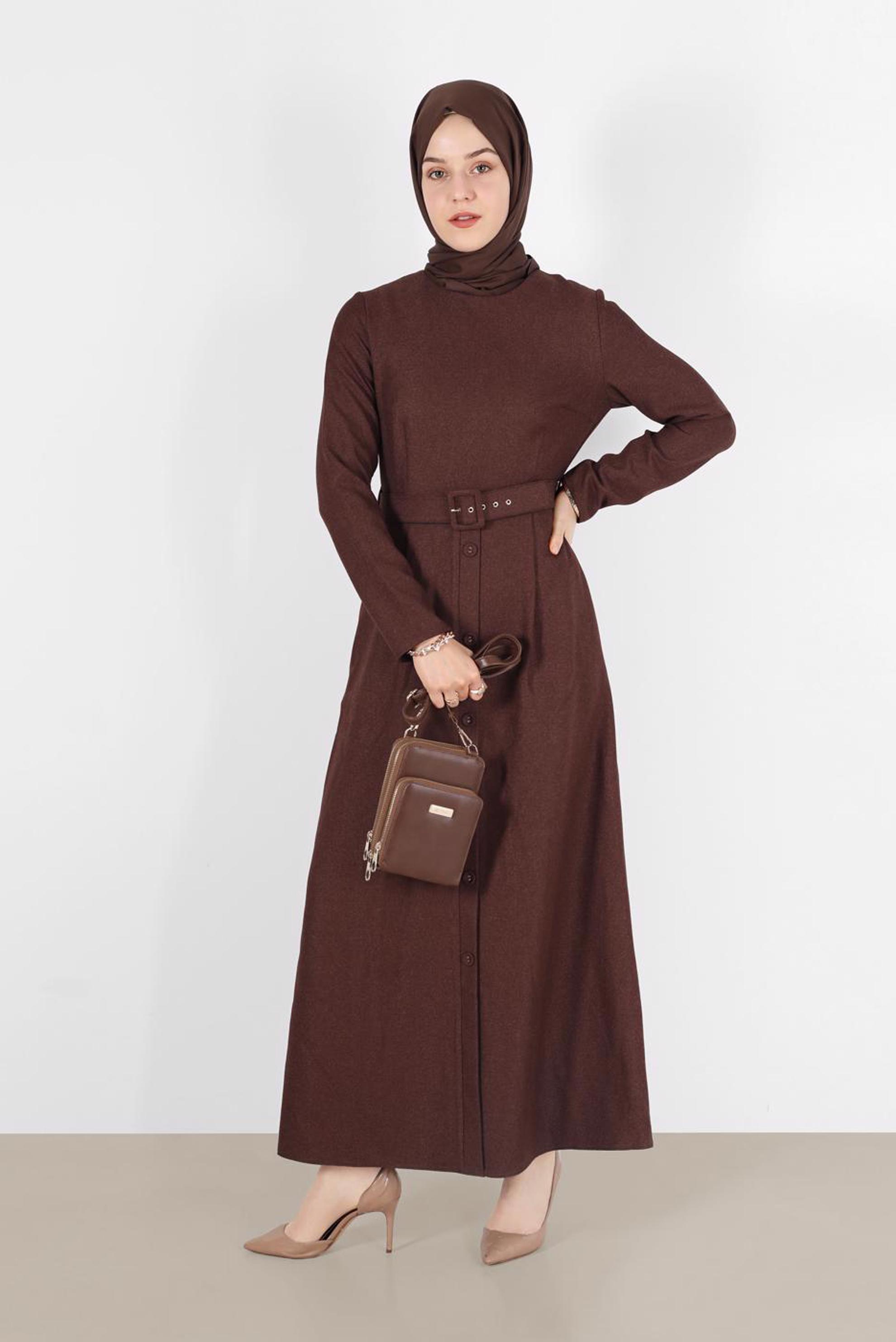 Tesettür giyim KAHVE KEMERLİ DÜĞMELİ ELBİSE 40134	
