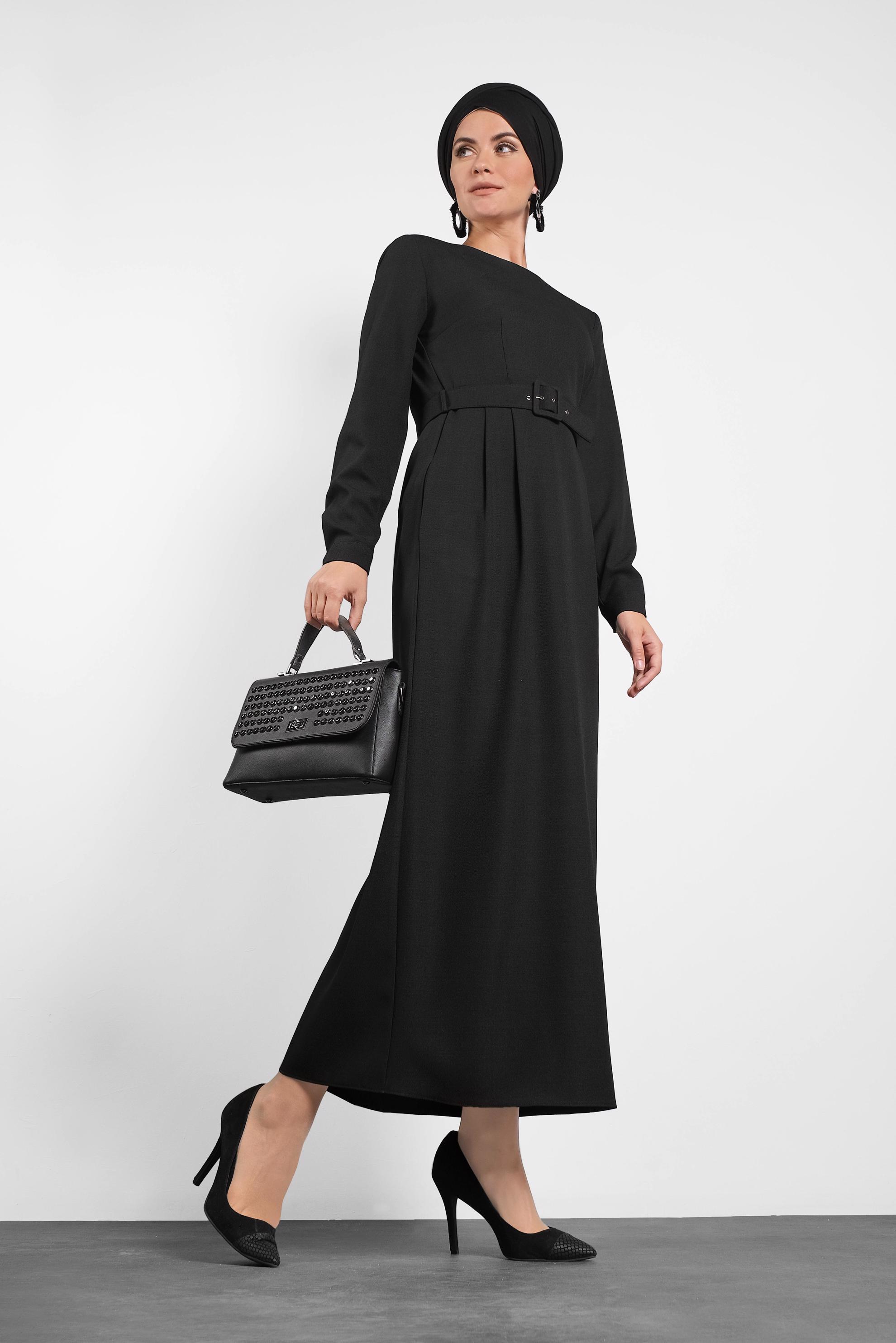 Tesettür giyim SİYAH KEMERLİ ELBİSE 40136 