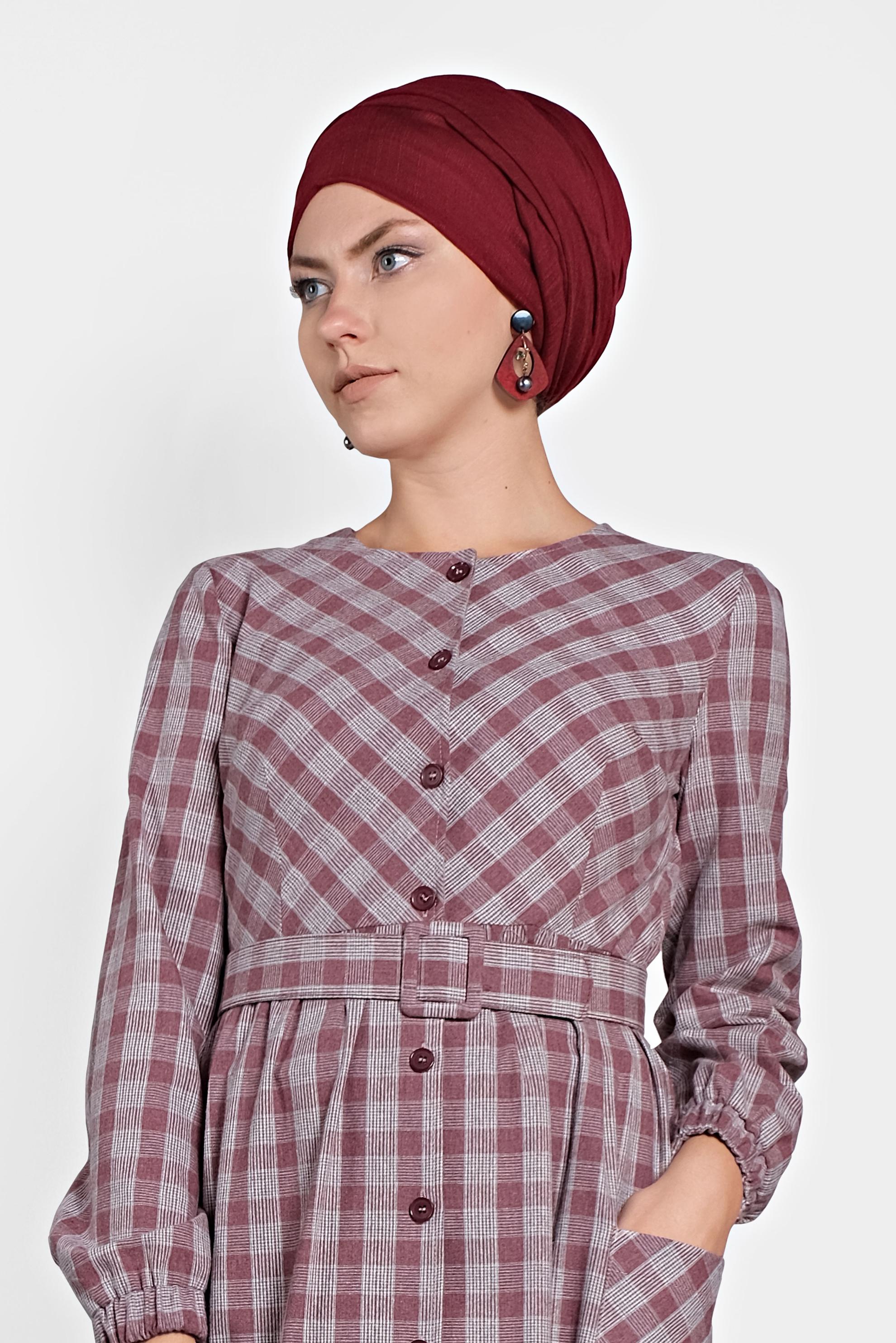 Tesettür giyim BORDO PAMUKLU KEMERLİ EKOSE DESEN  ELBİSE 40177 